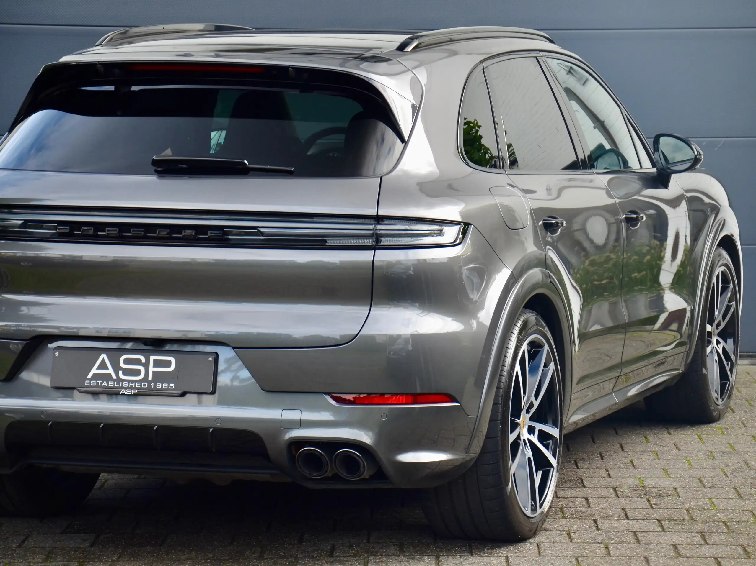 Porsche - Cayenne