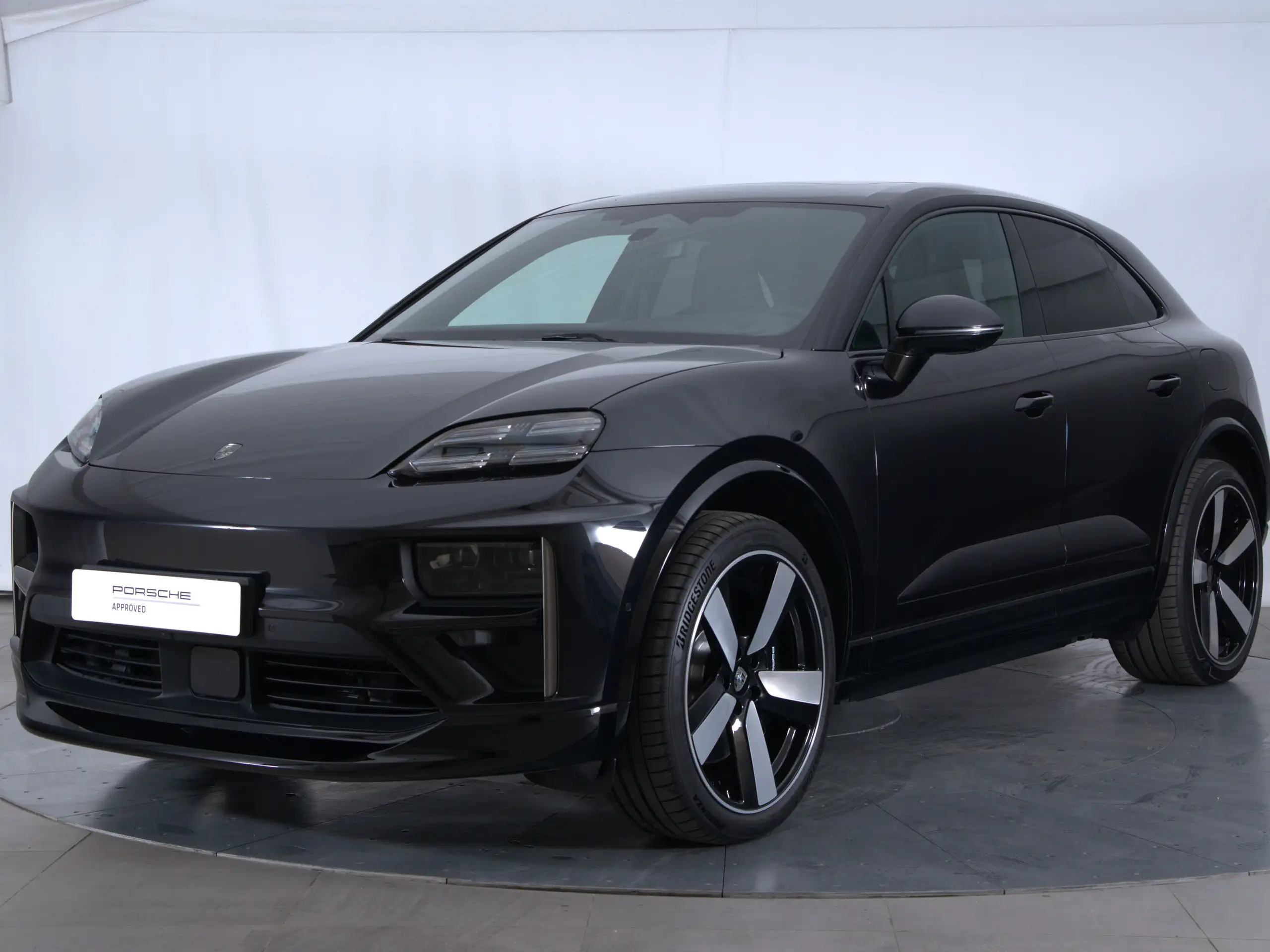 Porsche - Macan