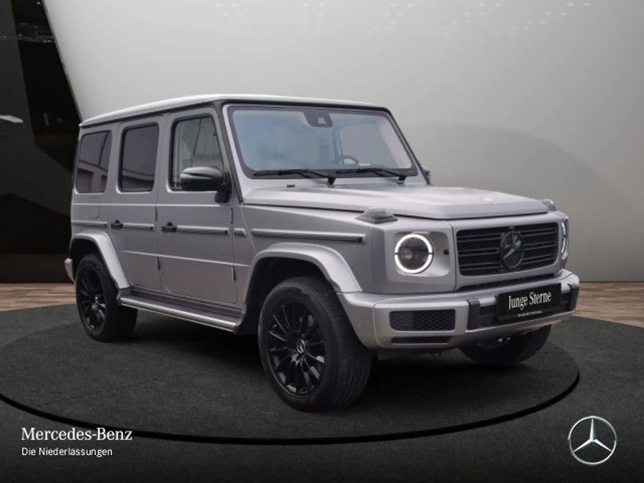 Mercedes-Benz - G 350