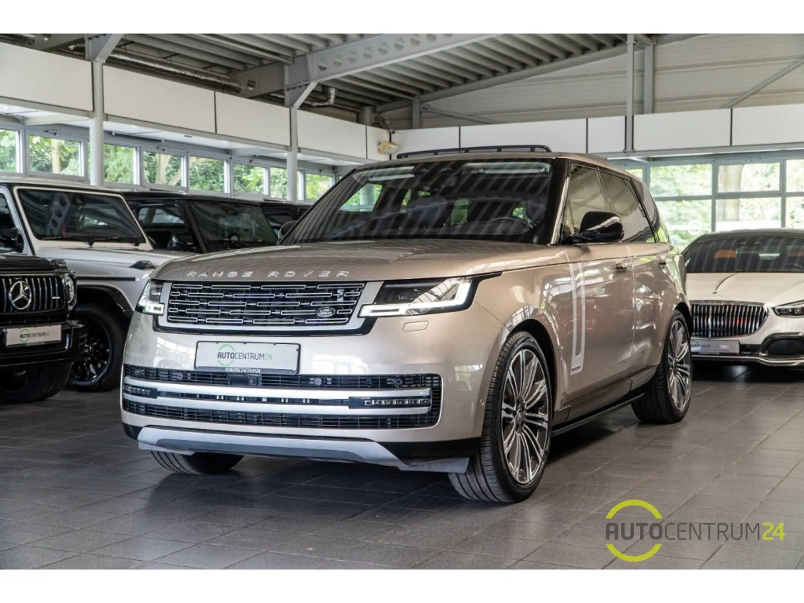 Land Rover - Range Rover