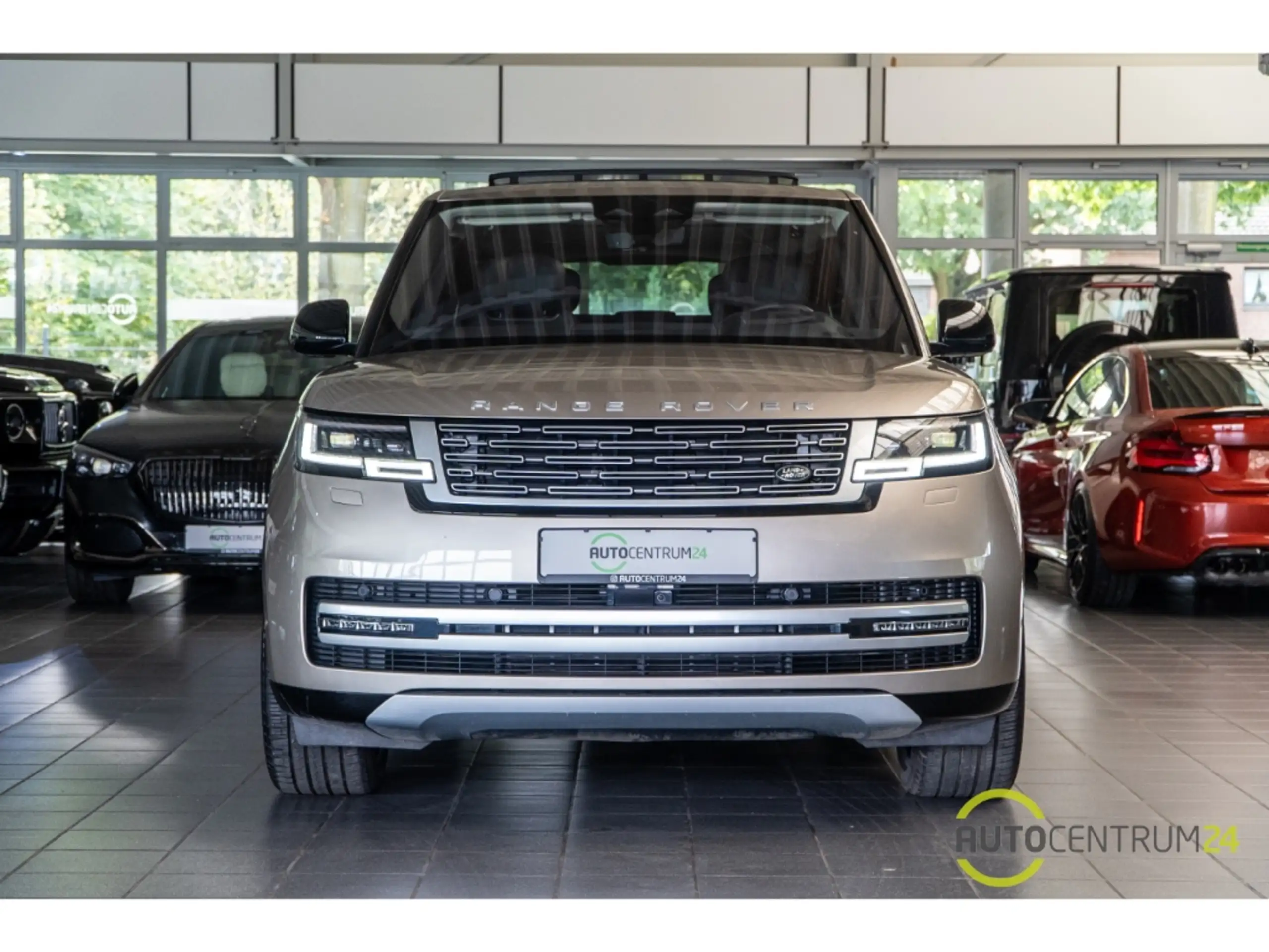 Land Rover - Range Rover