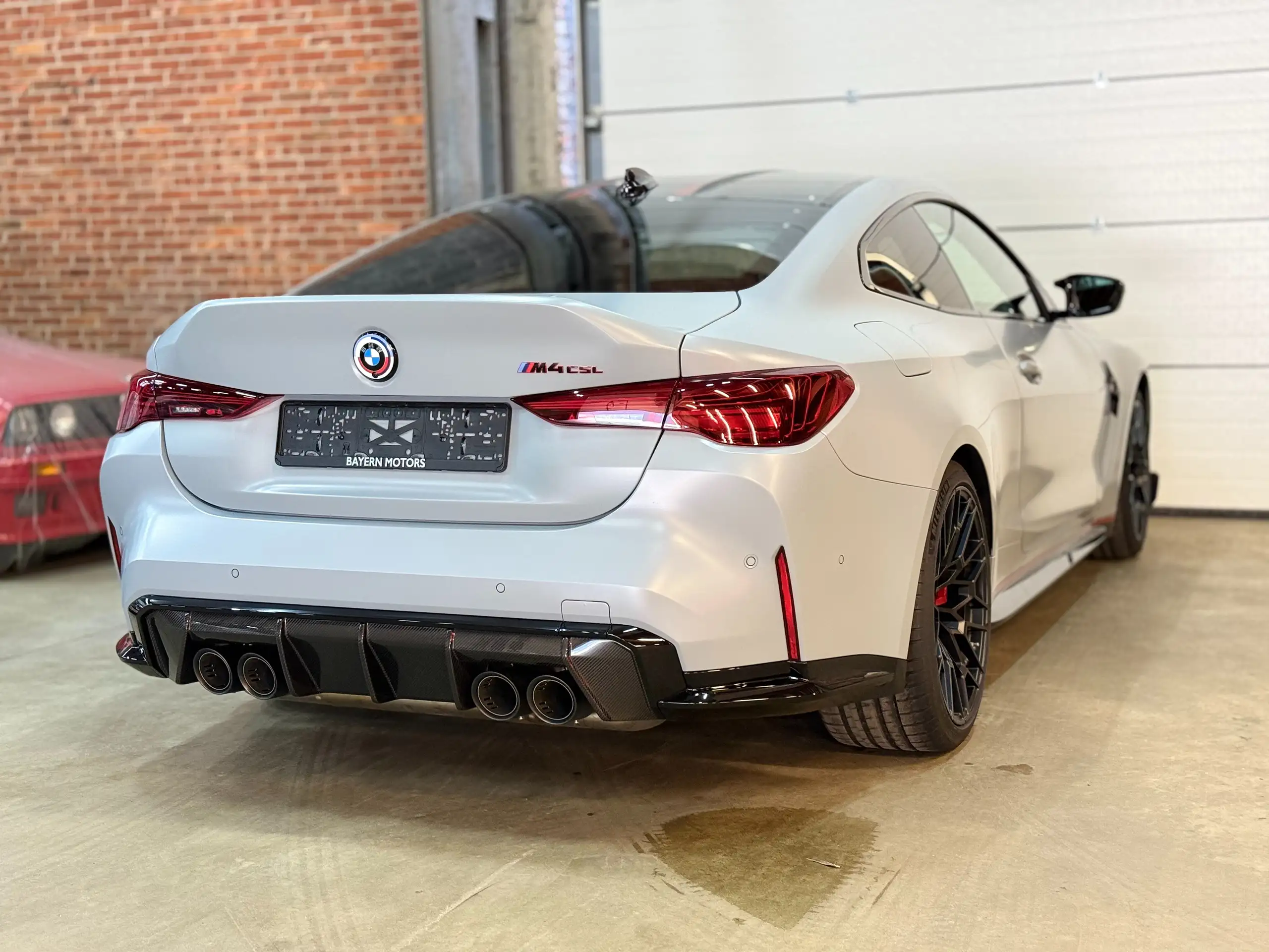 BMW - M4