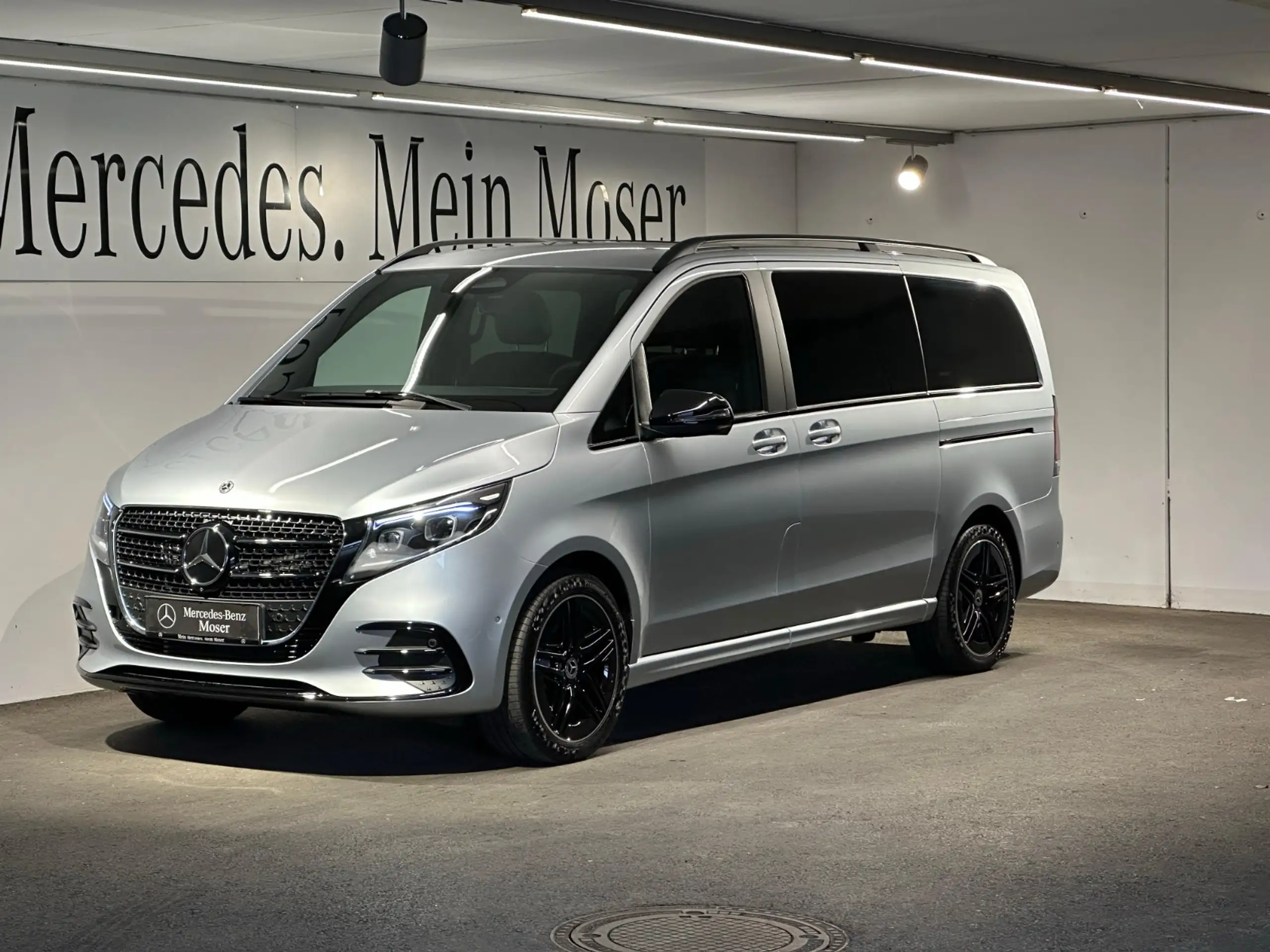 Mercedes-Benz - V 300