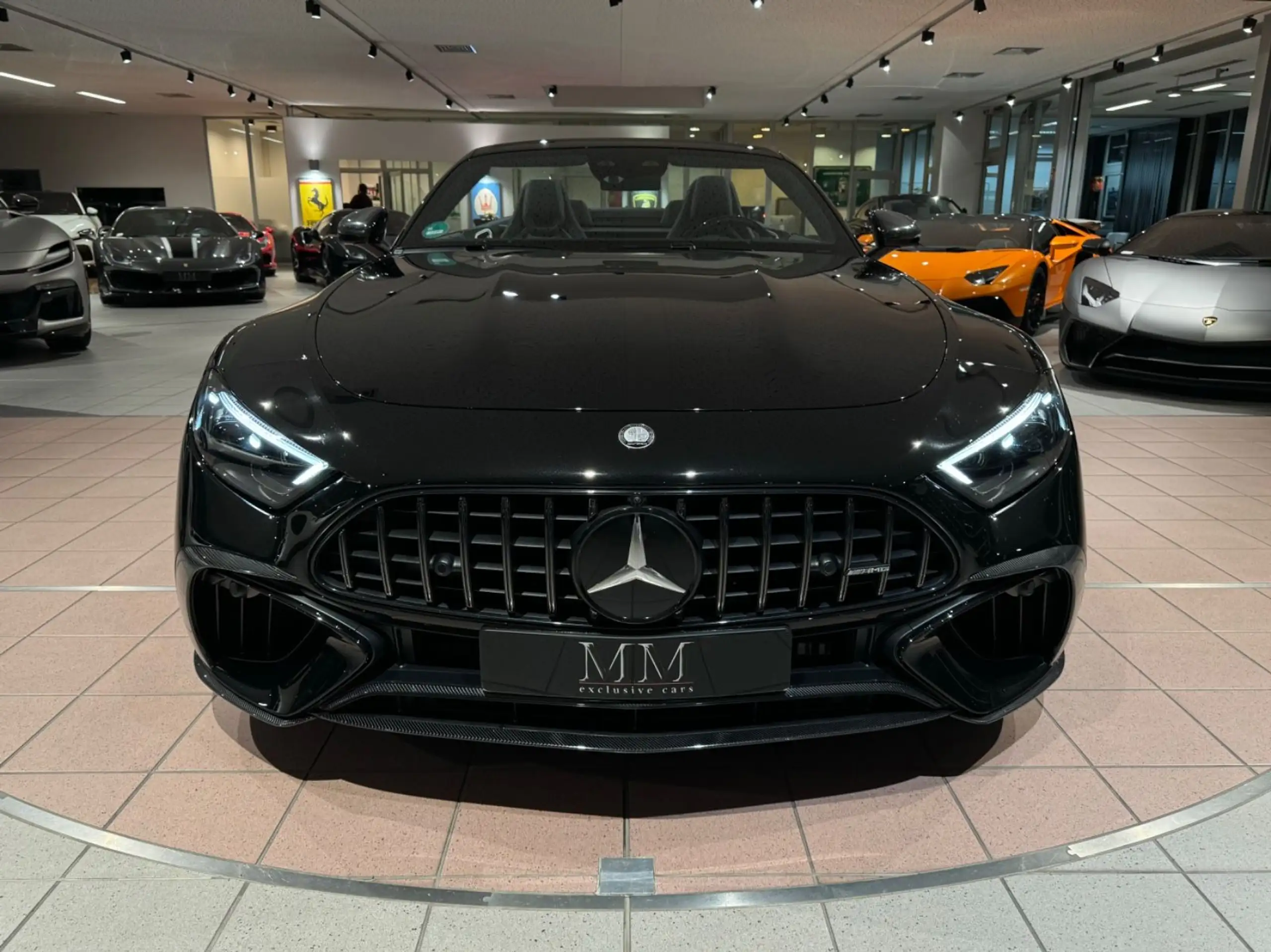 Mercedes-Benz - SL 63 AMG