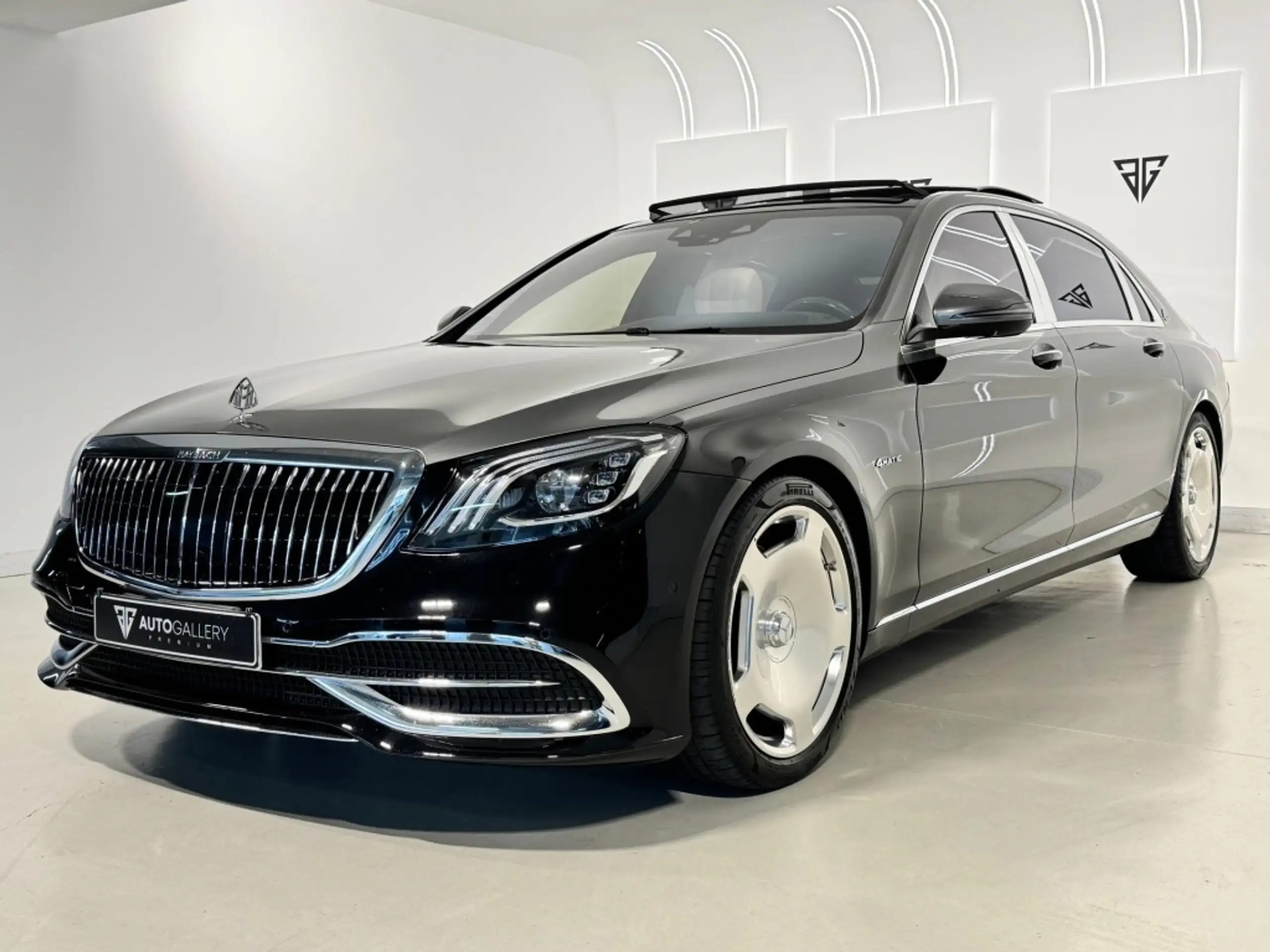 Mercedes-Benz - S 560