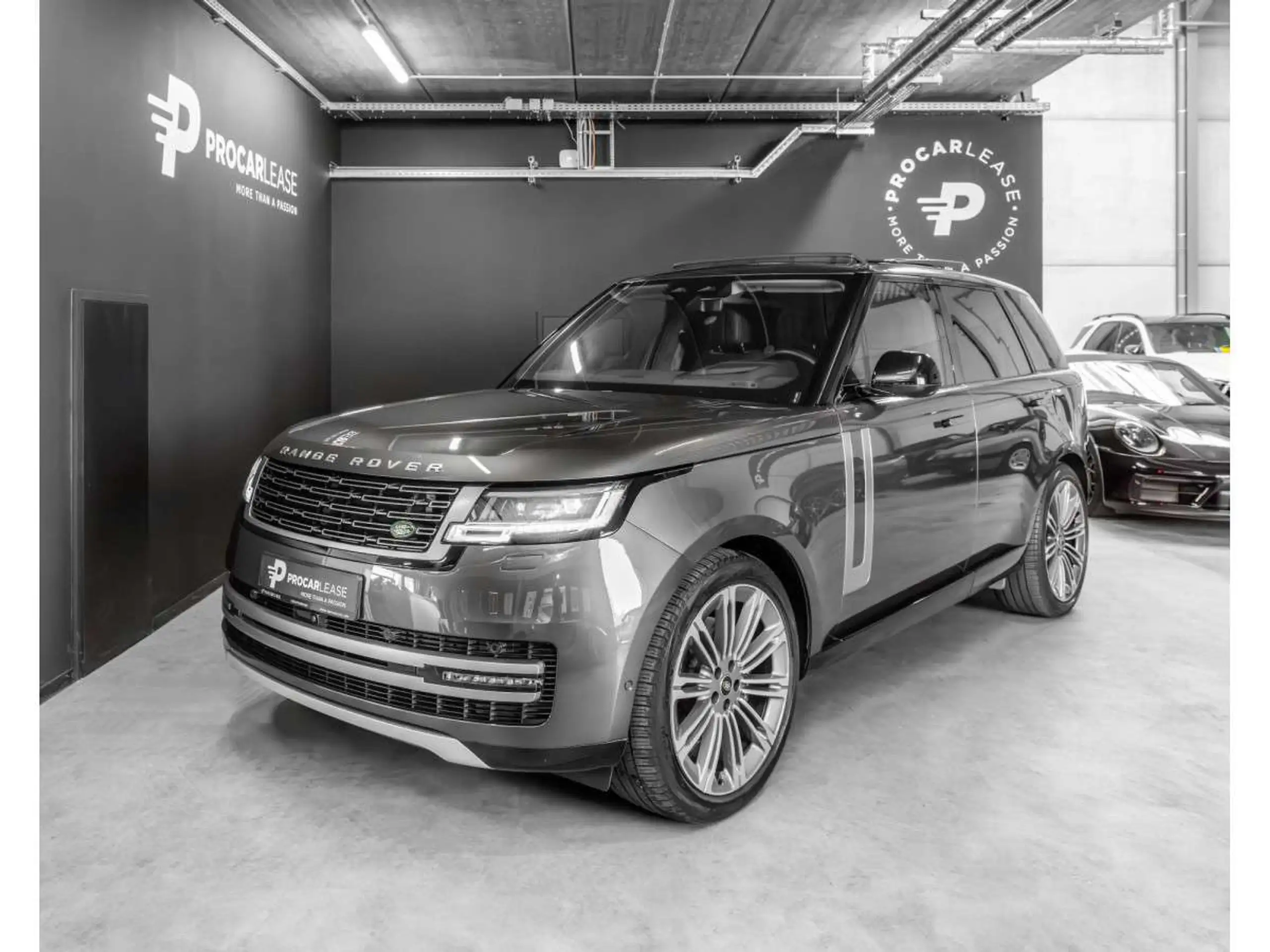 Land Rover - Range Rover