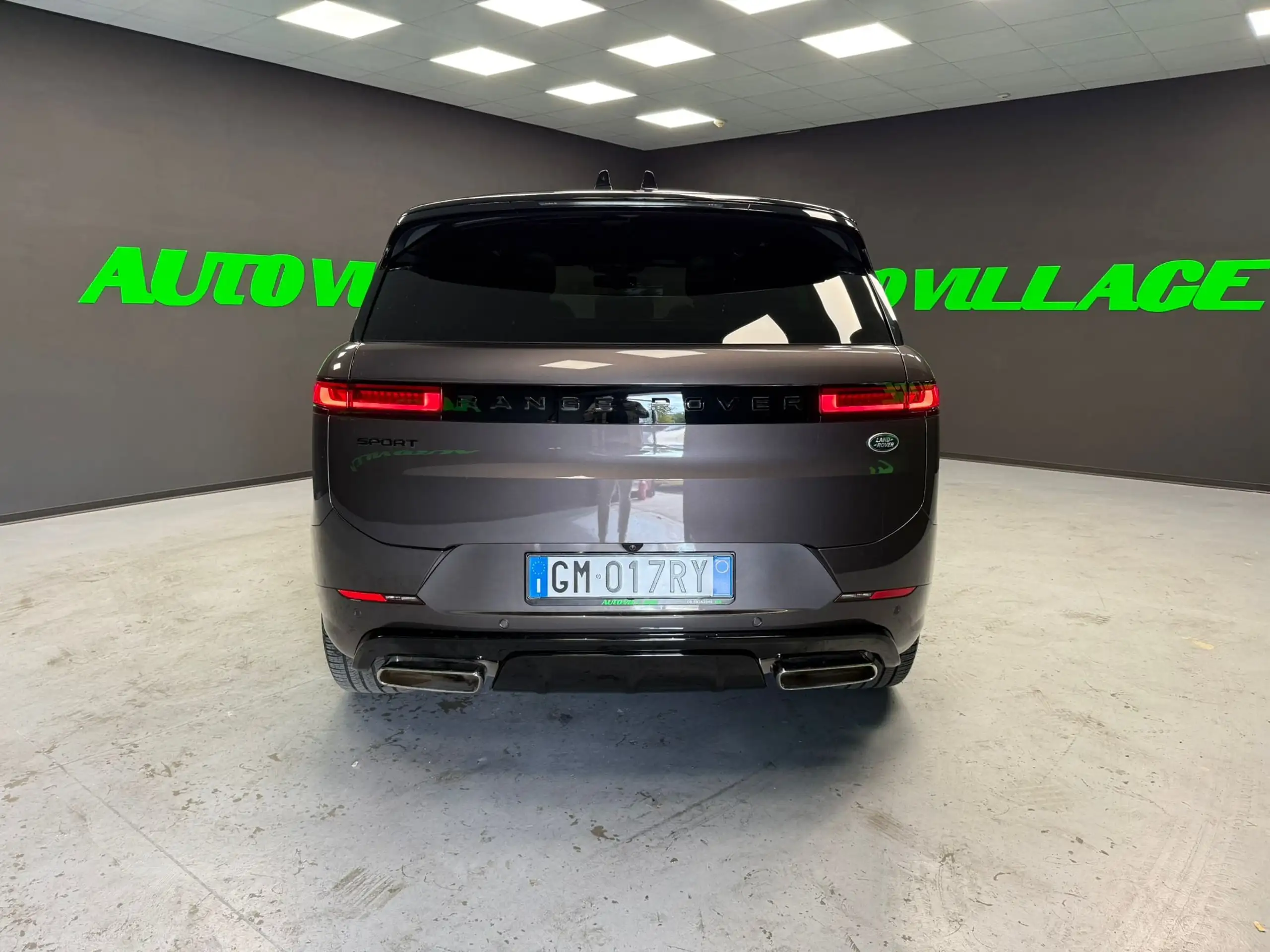 Land Rover - Range Rover Sport