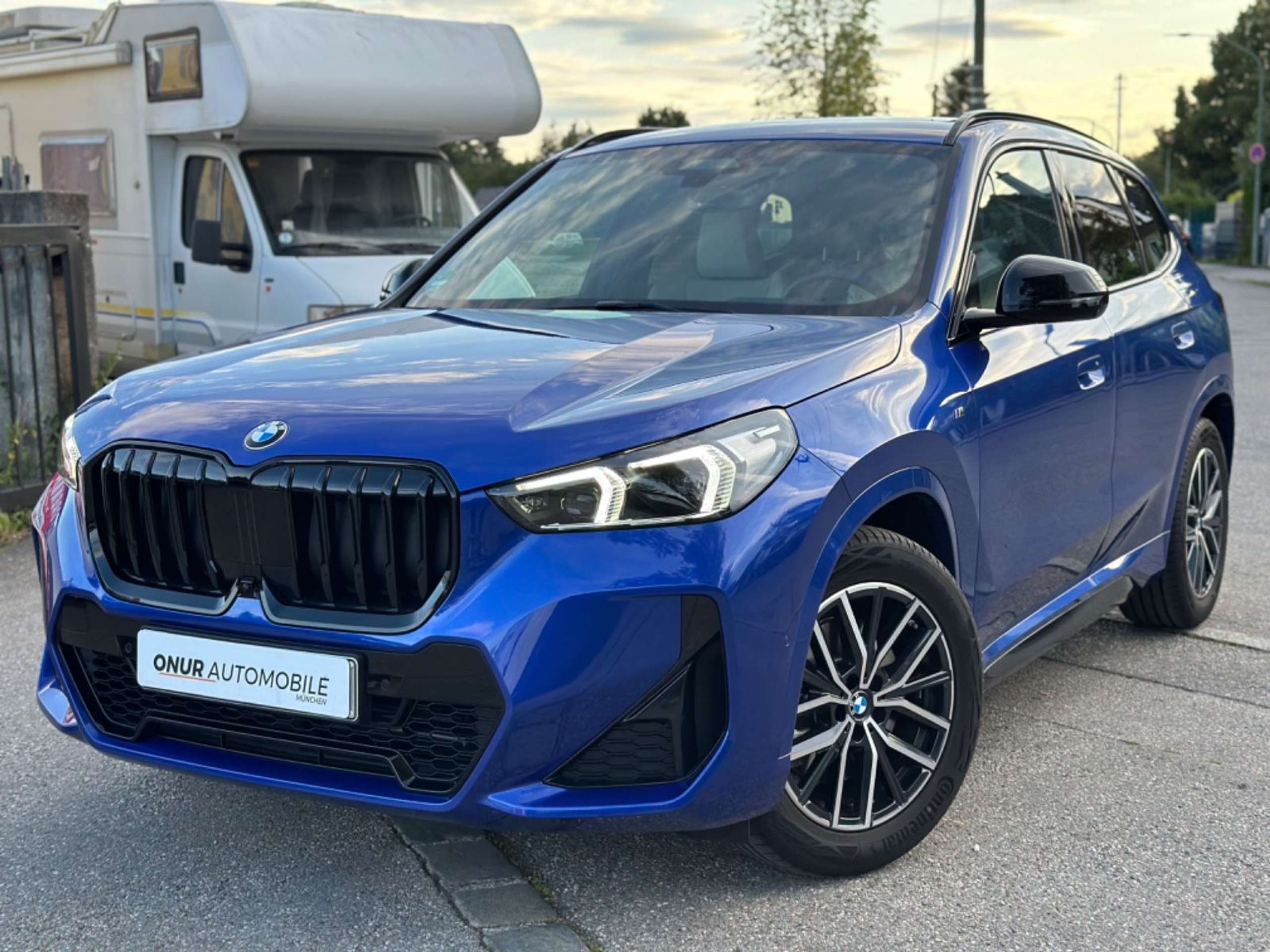 BMW - X1