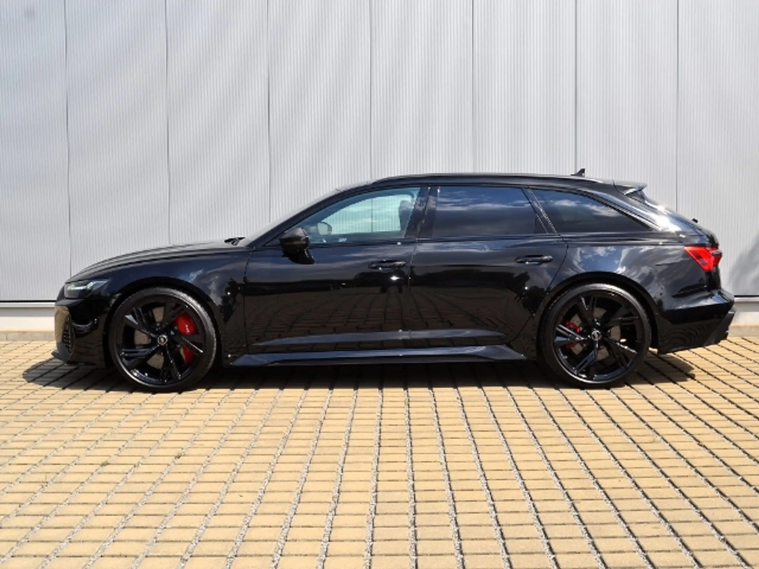 Audi - RS6