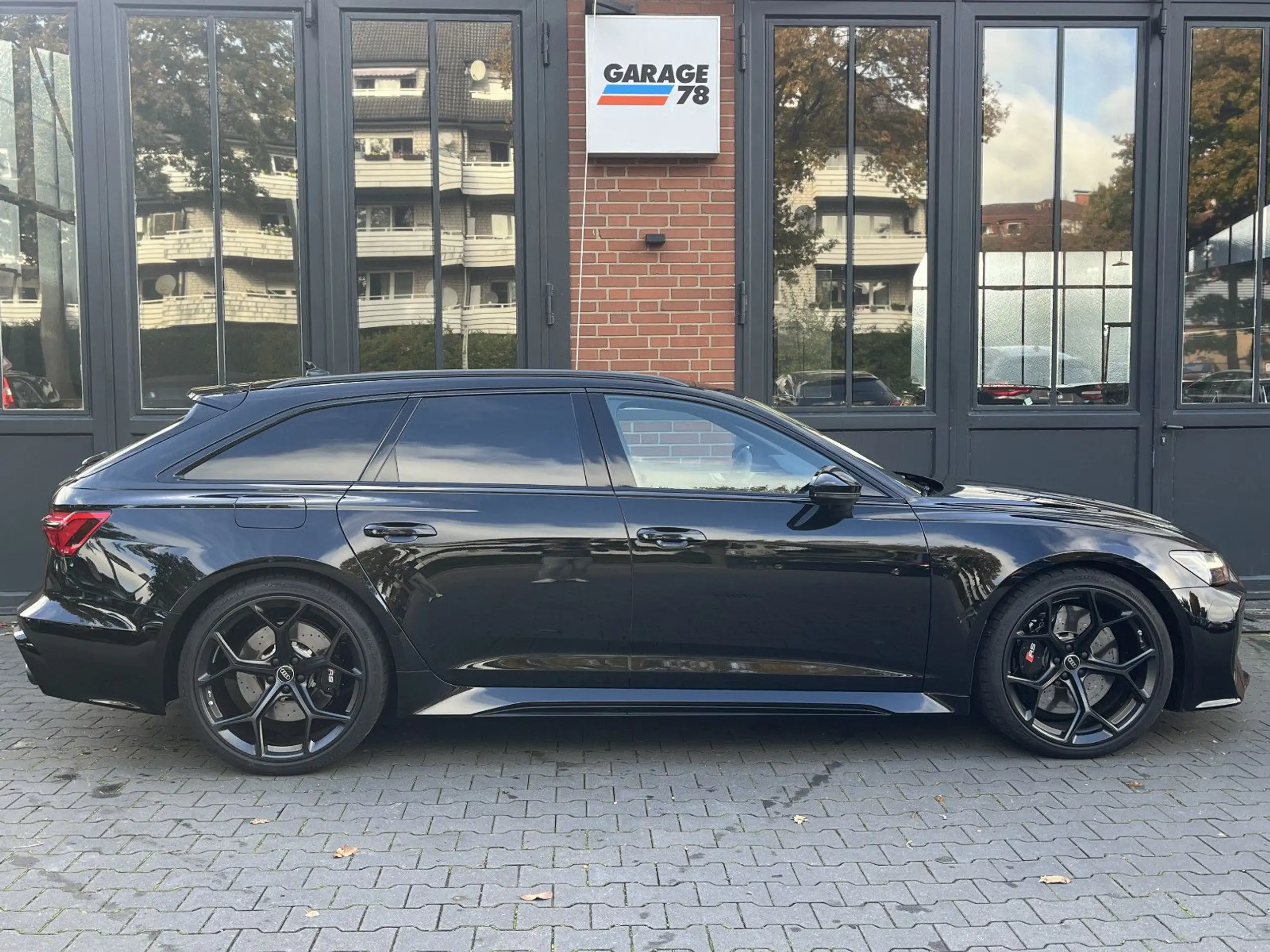 Audi - RS6