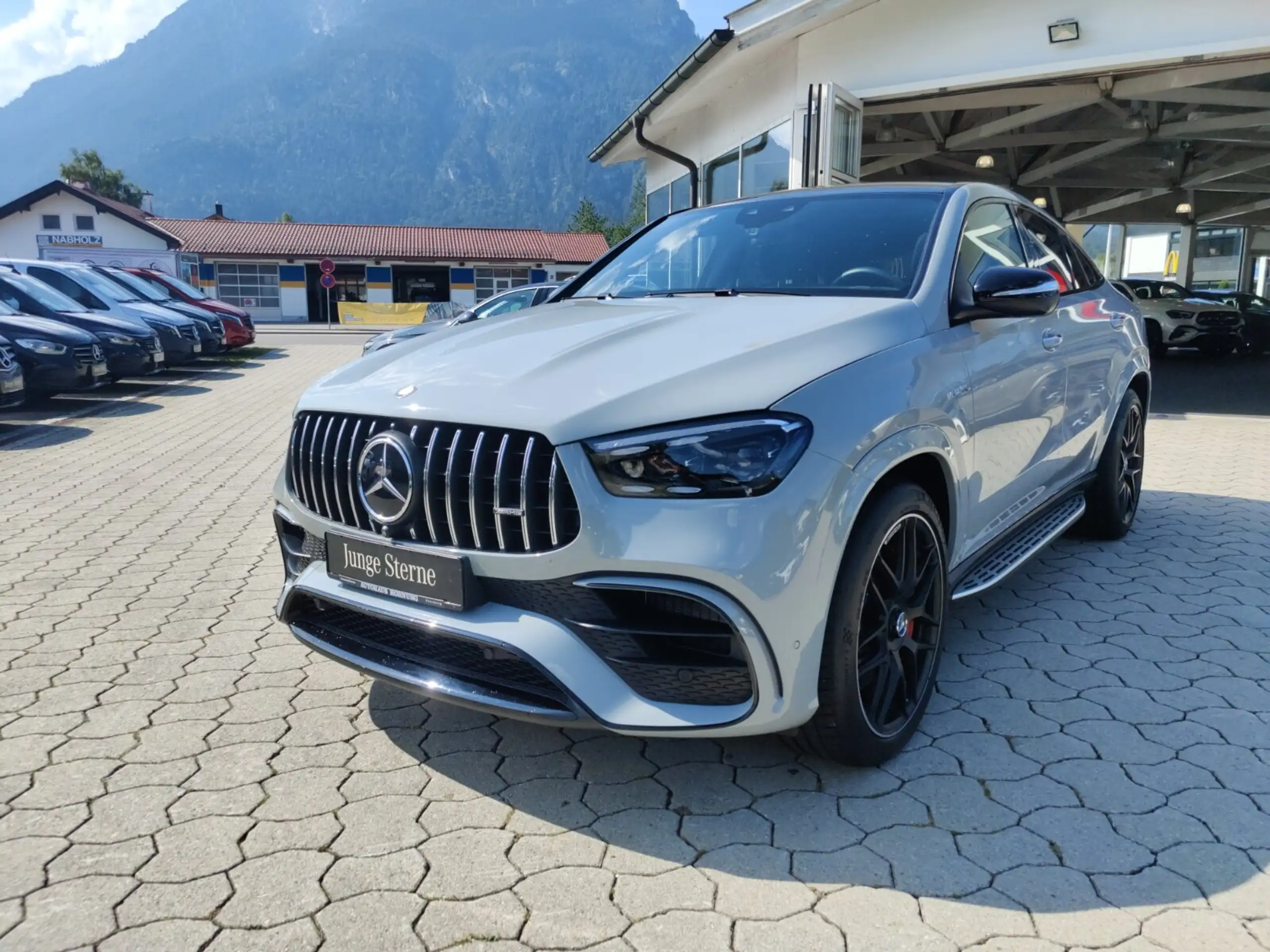 Mercedes-Benz - GLE 63 AMG