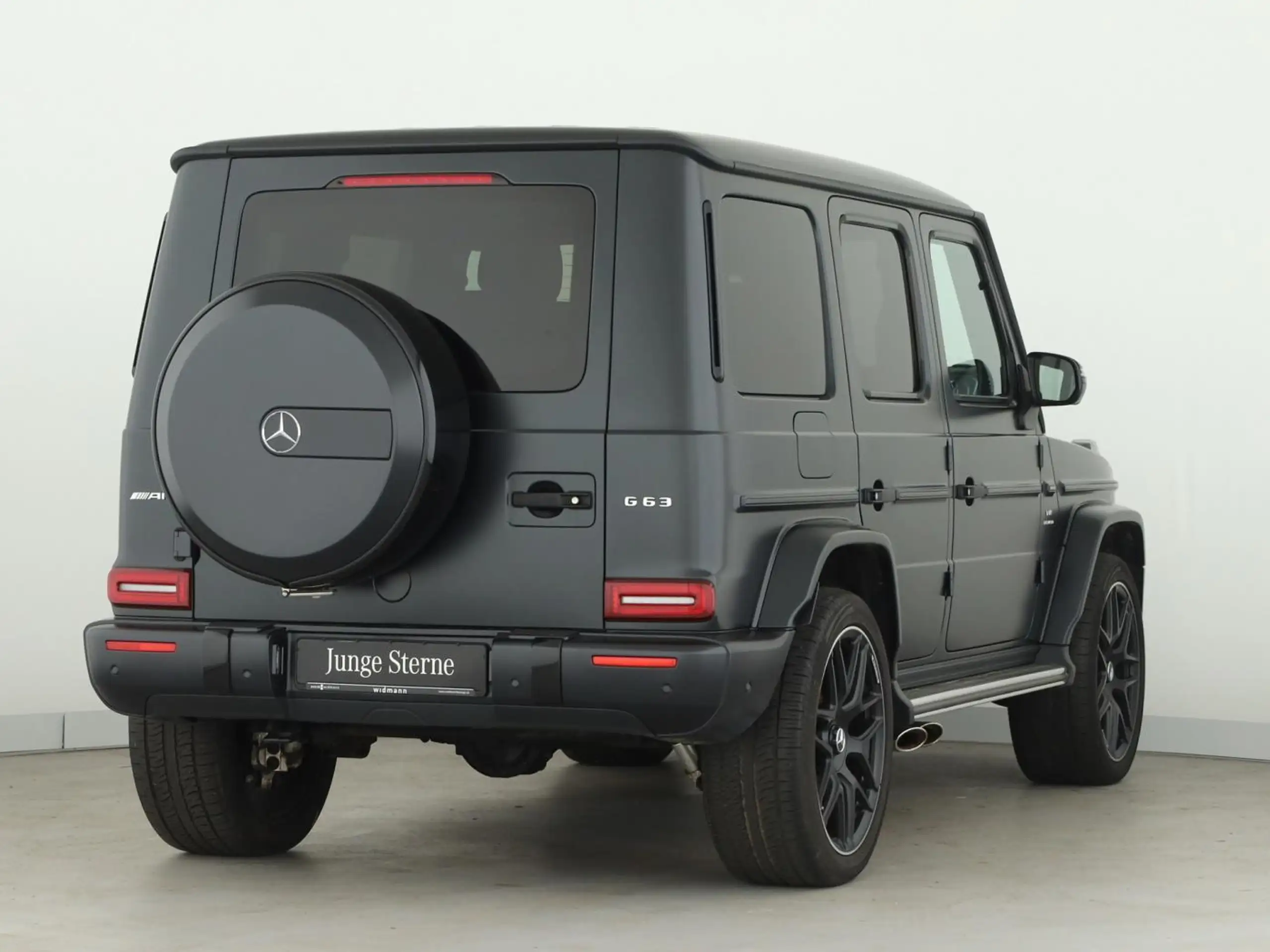 Mercedes-Benz - G 63 AMG