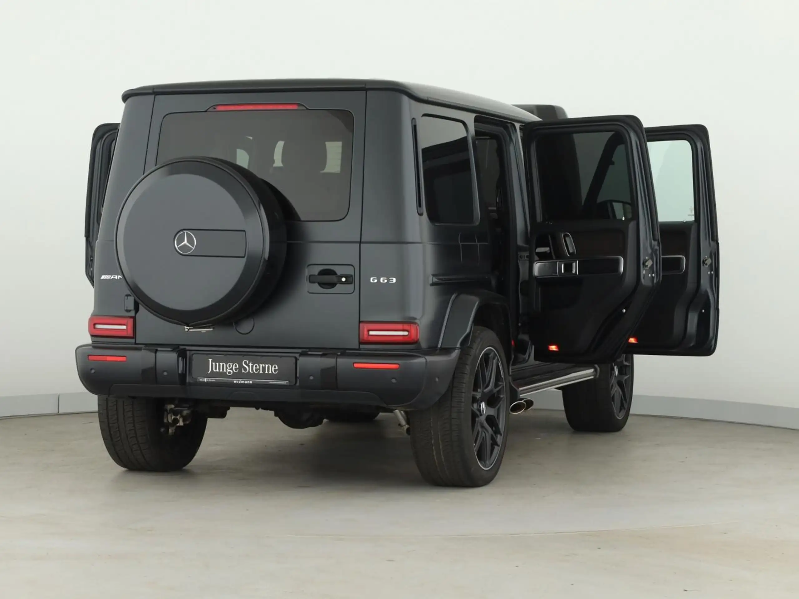 Mercedes-Benz - G 63 AMG