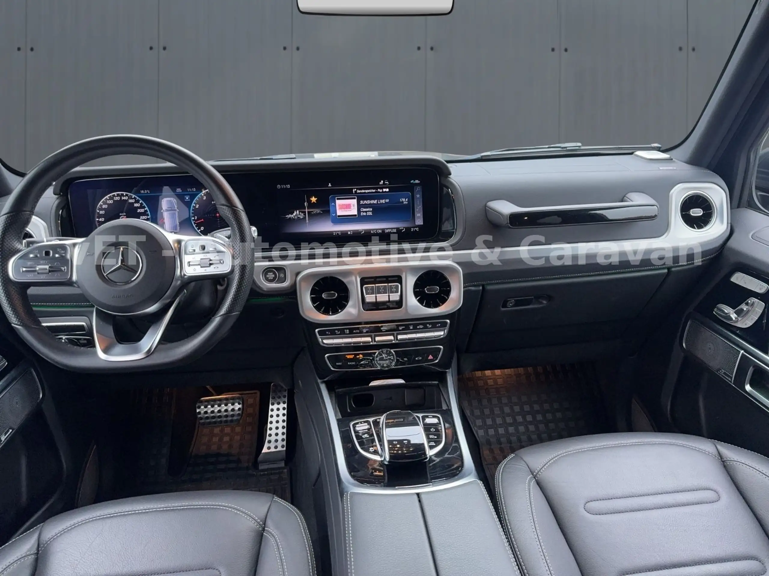 Mercedes-Benz - G 500