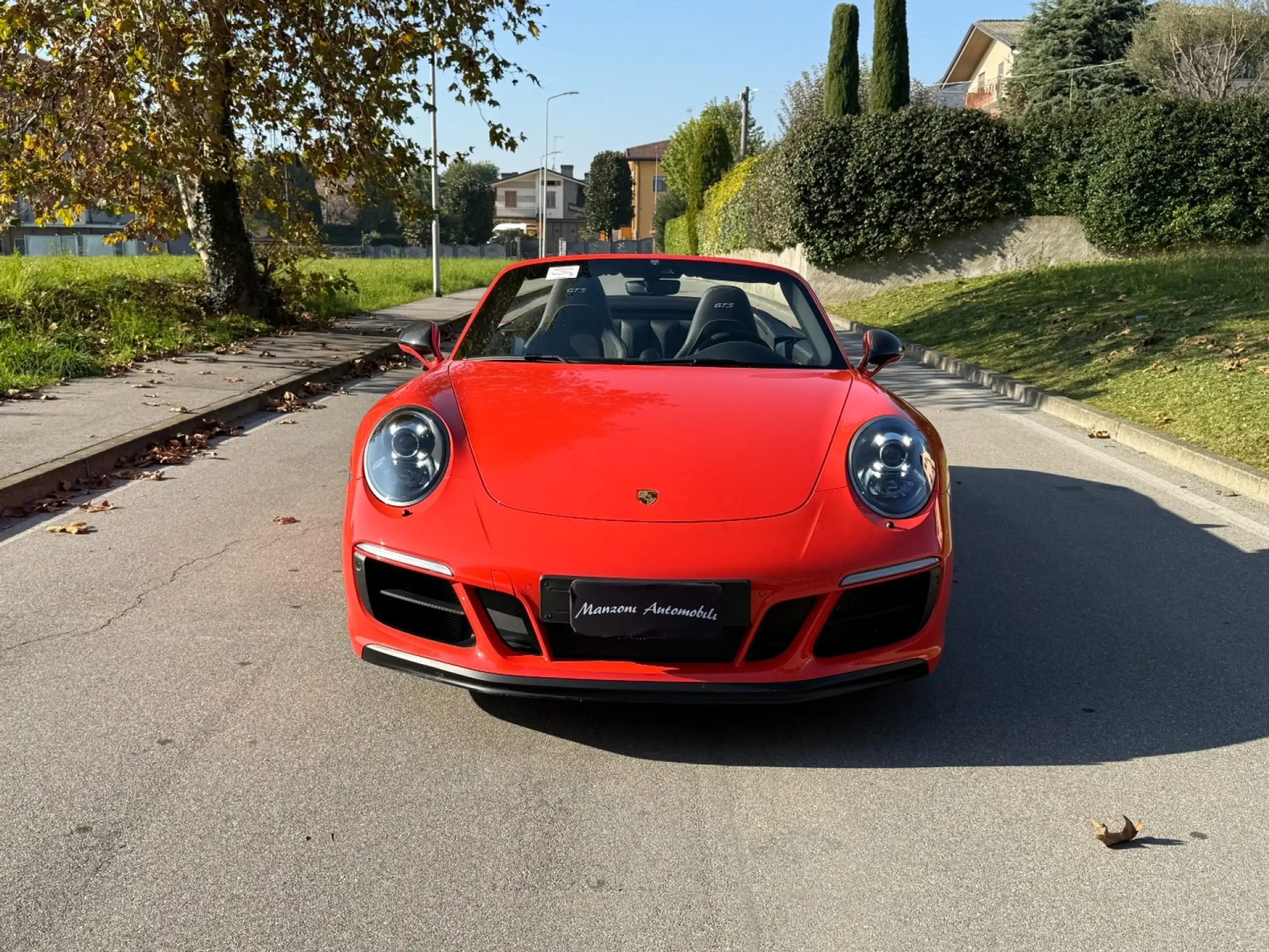 Porsche - 911