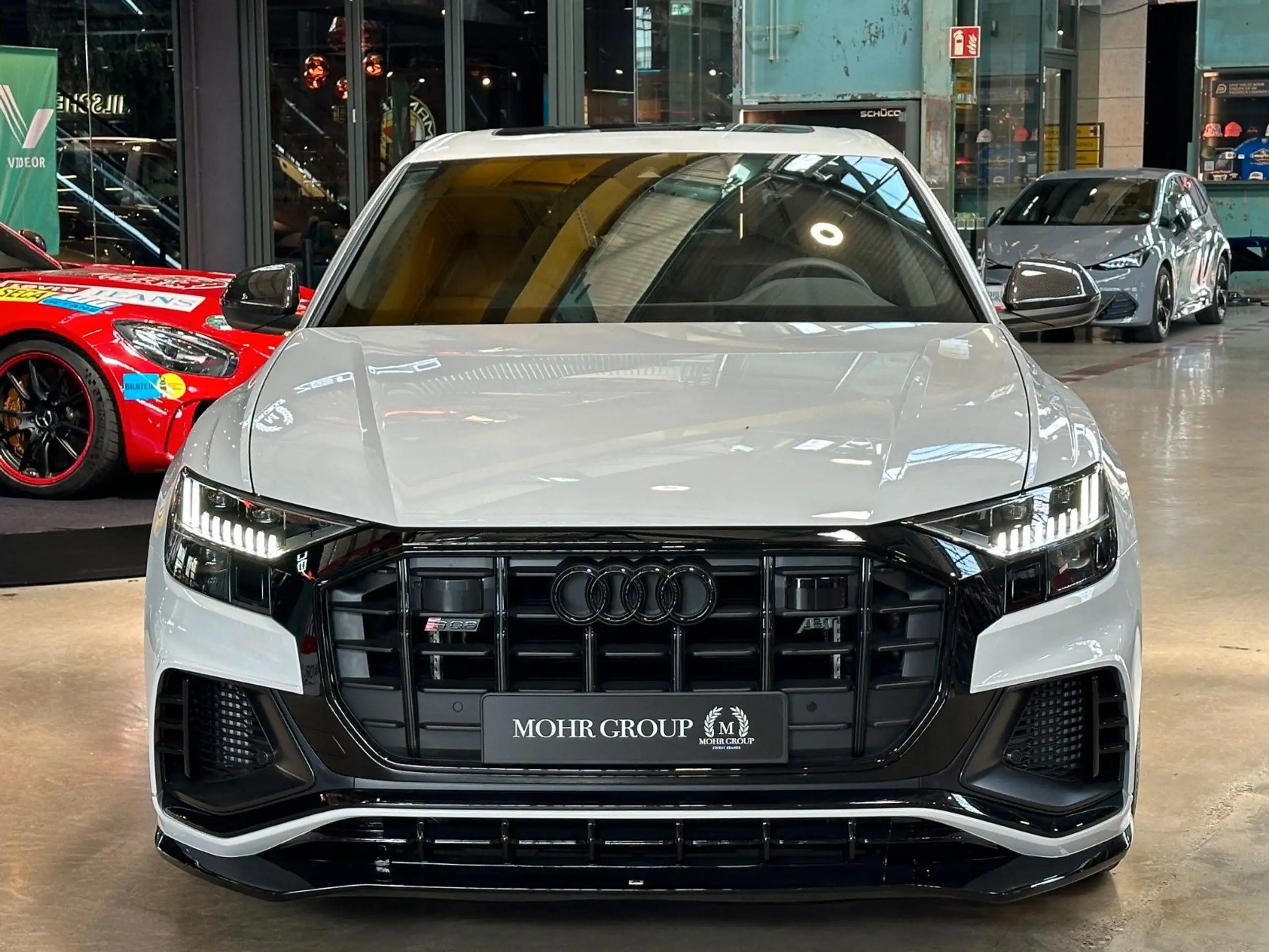 Audi - SQ8