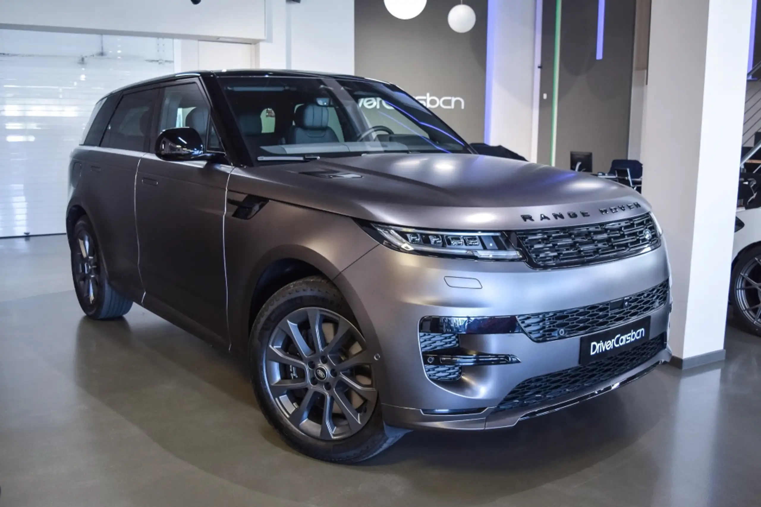 Land Rover - Range Rover Sport