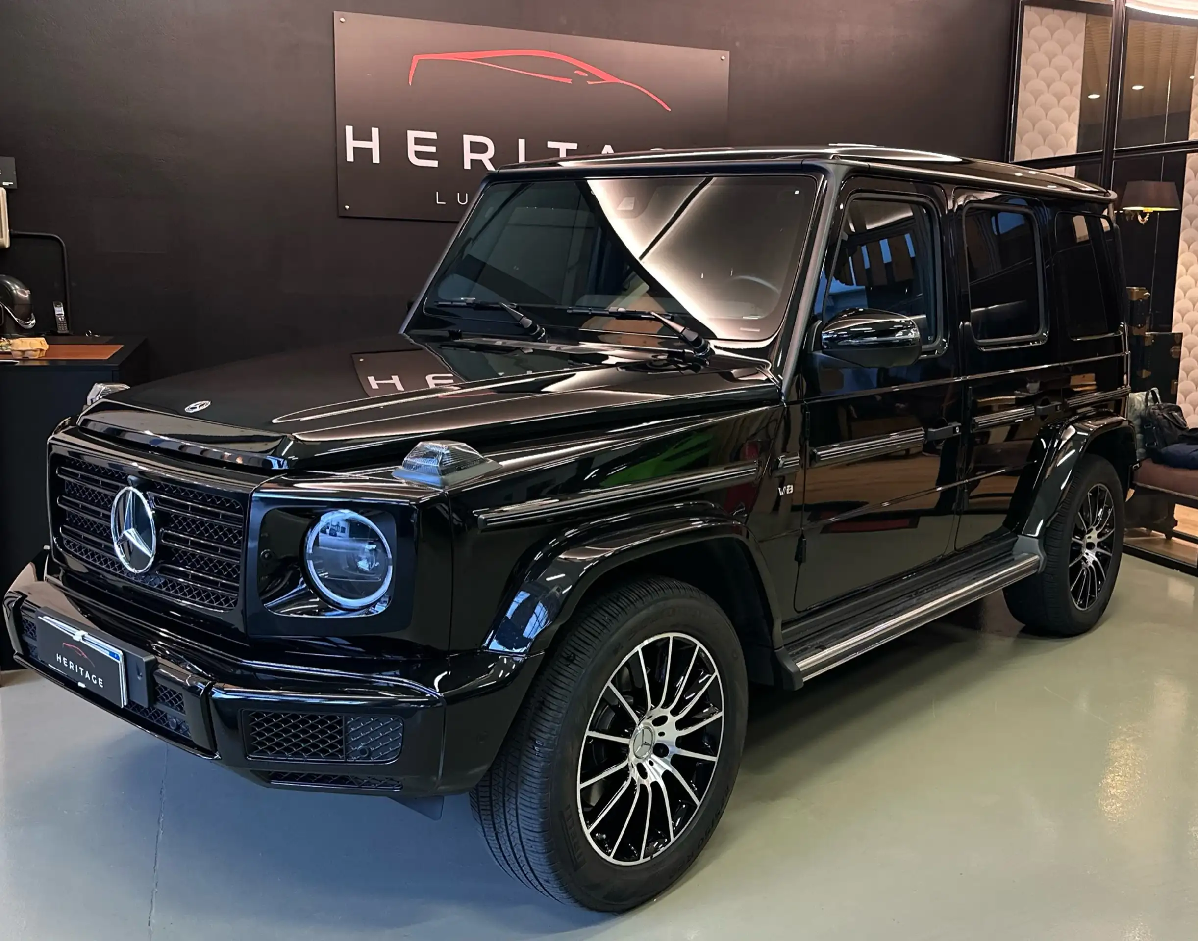 Mercedes-Benz - G 500