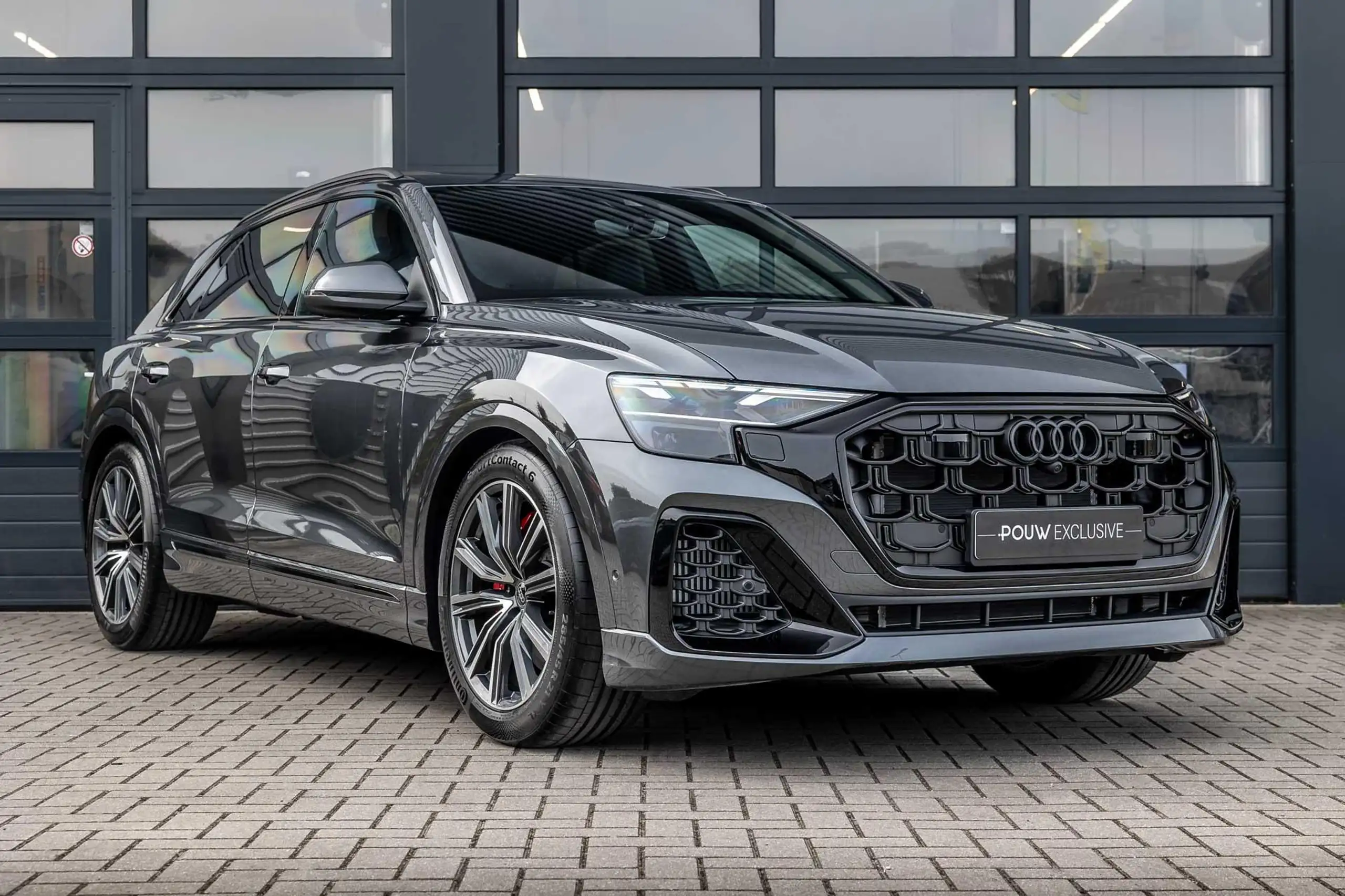 Audi - Q8