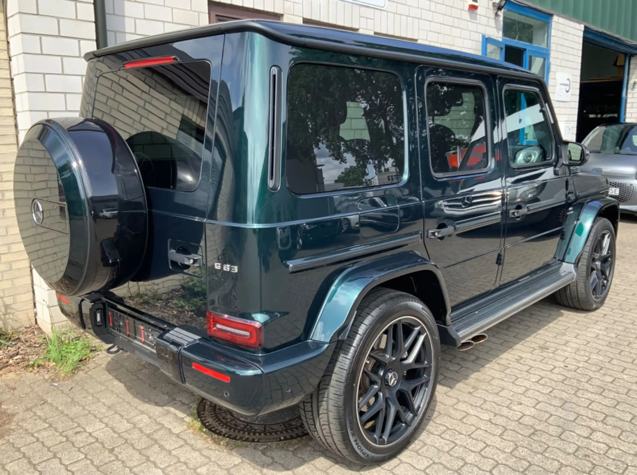 Mercedes-Benz - G 63 AMG