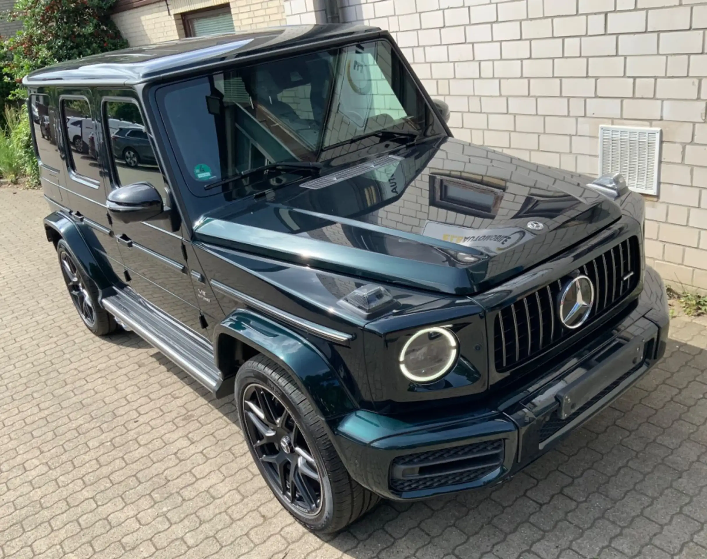 Mercedes-Benz - G 63 AMG