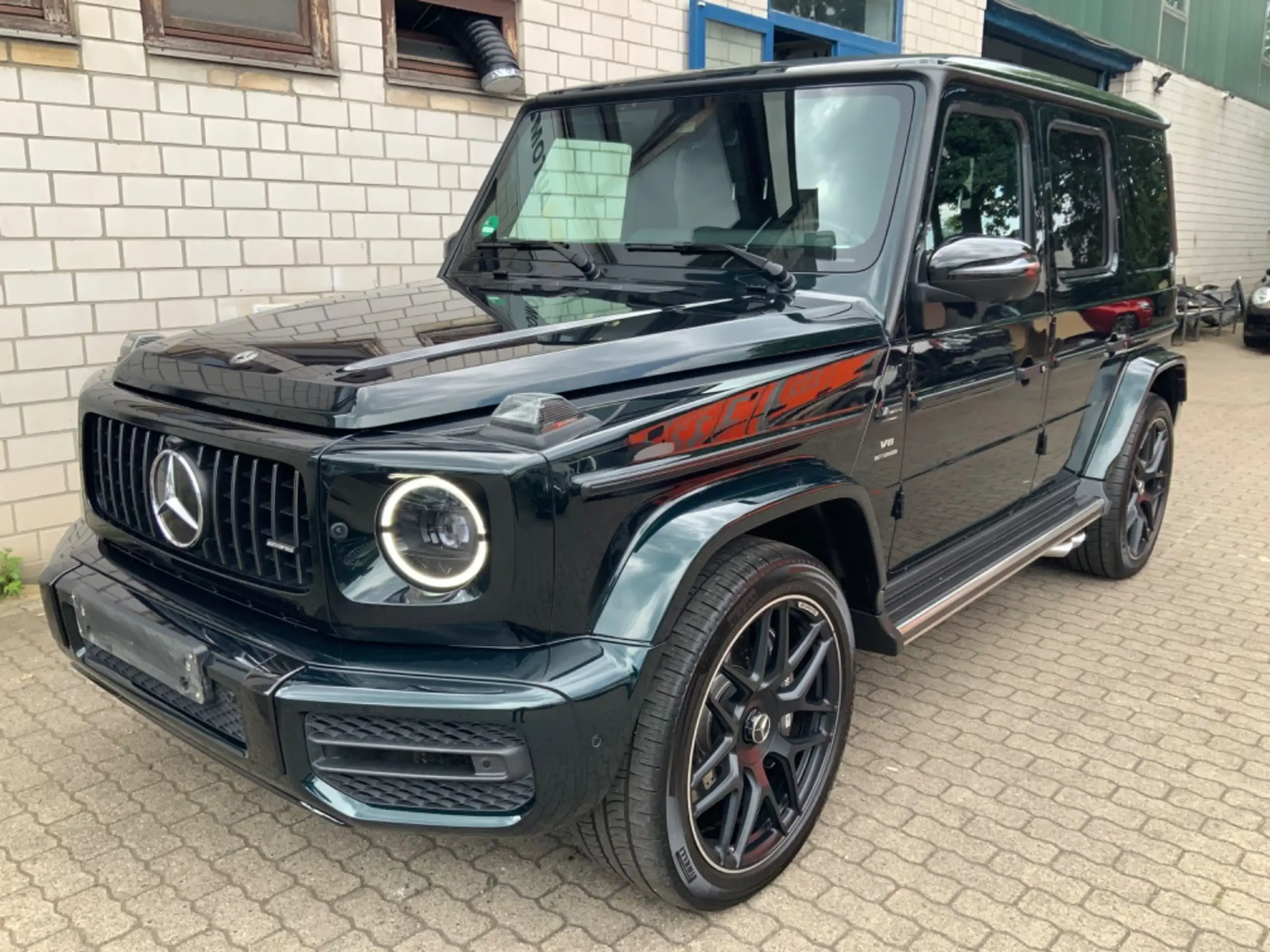 Mercedes-Benz - G 63 AMG