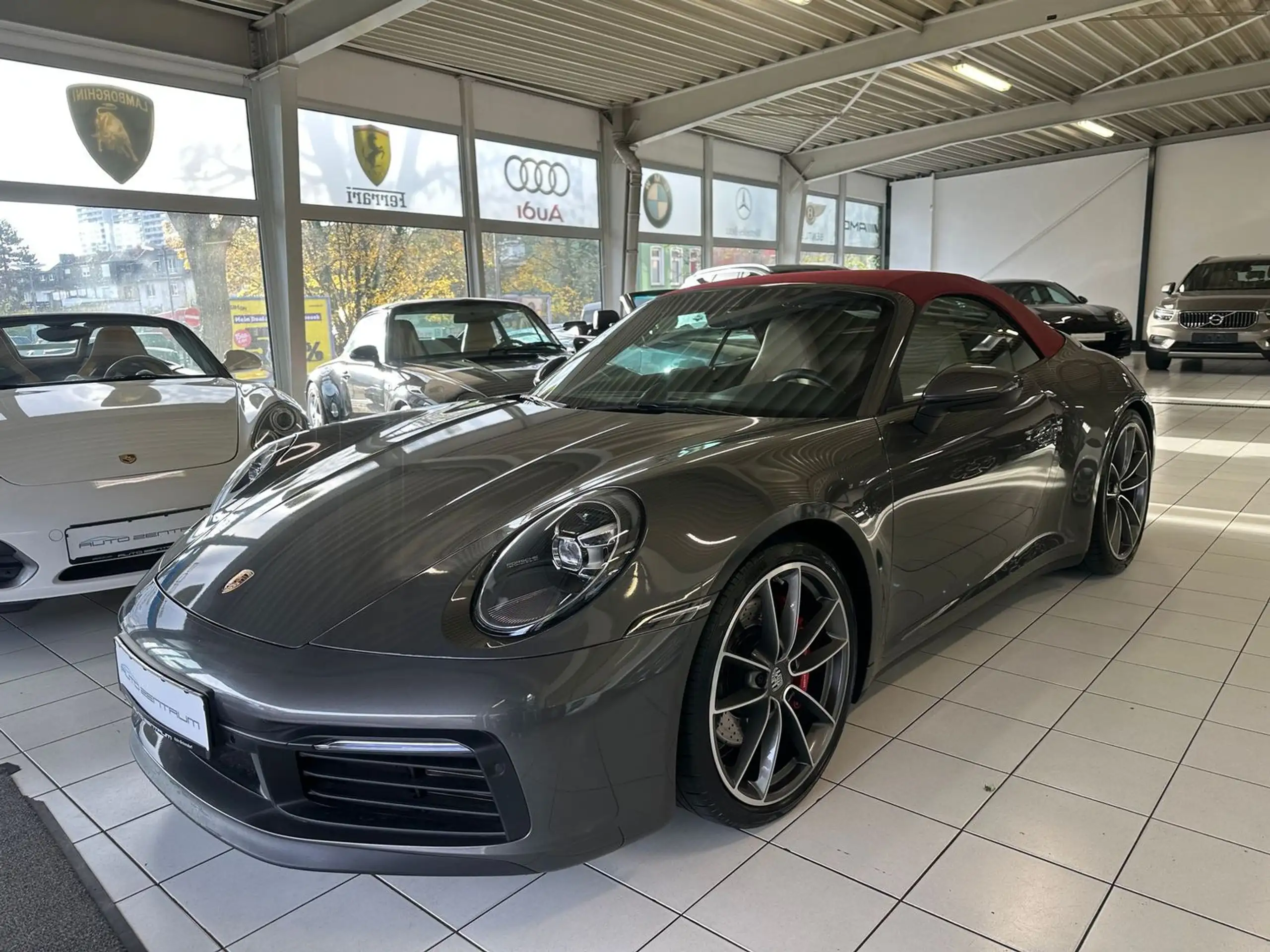 Porsche 992 2019