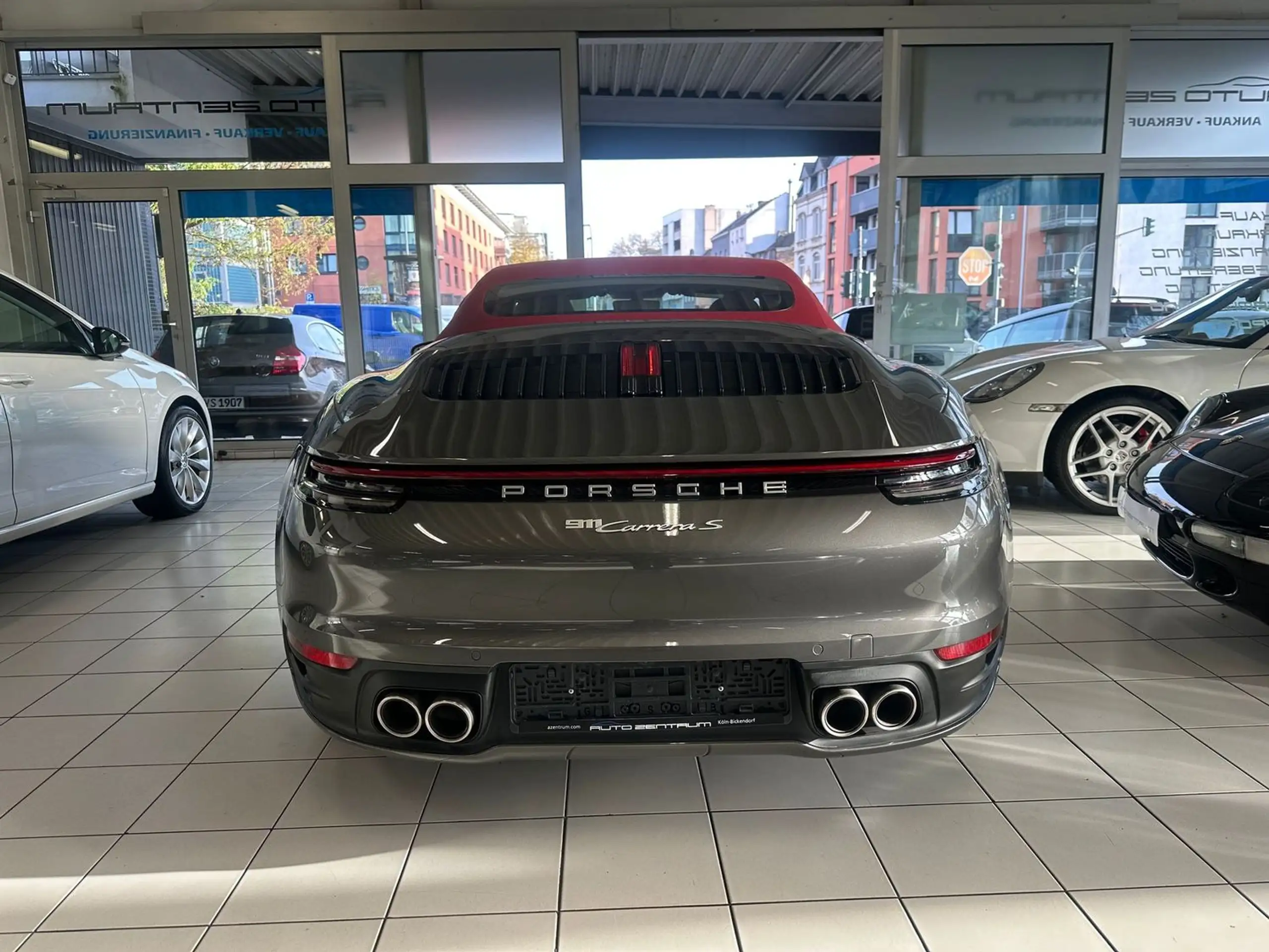 Porsche - 992