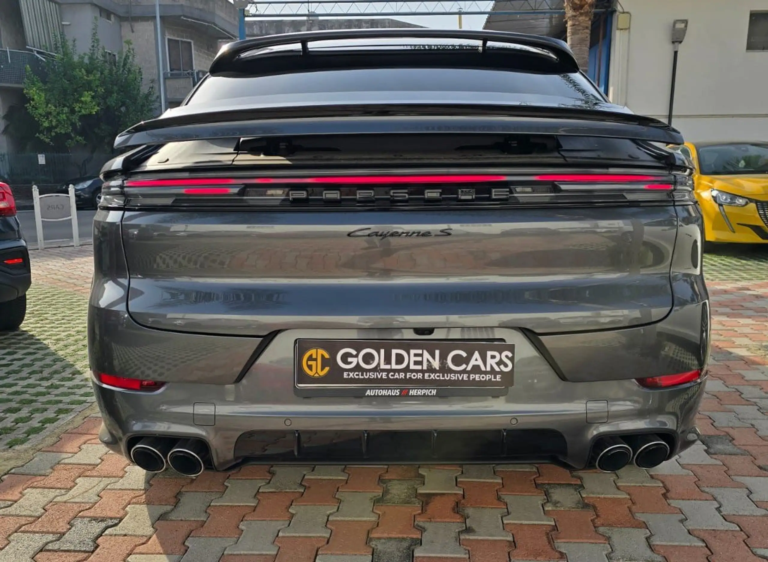 Porsche - Cayenne