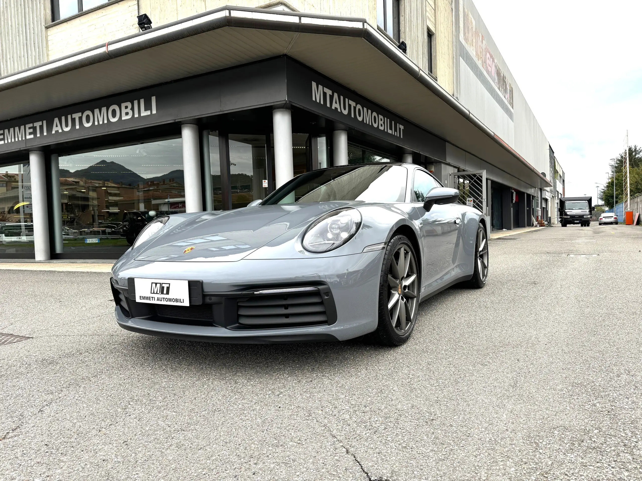 Porsche - 992