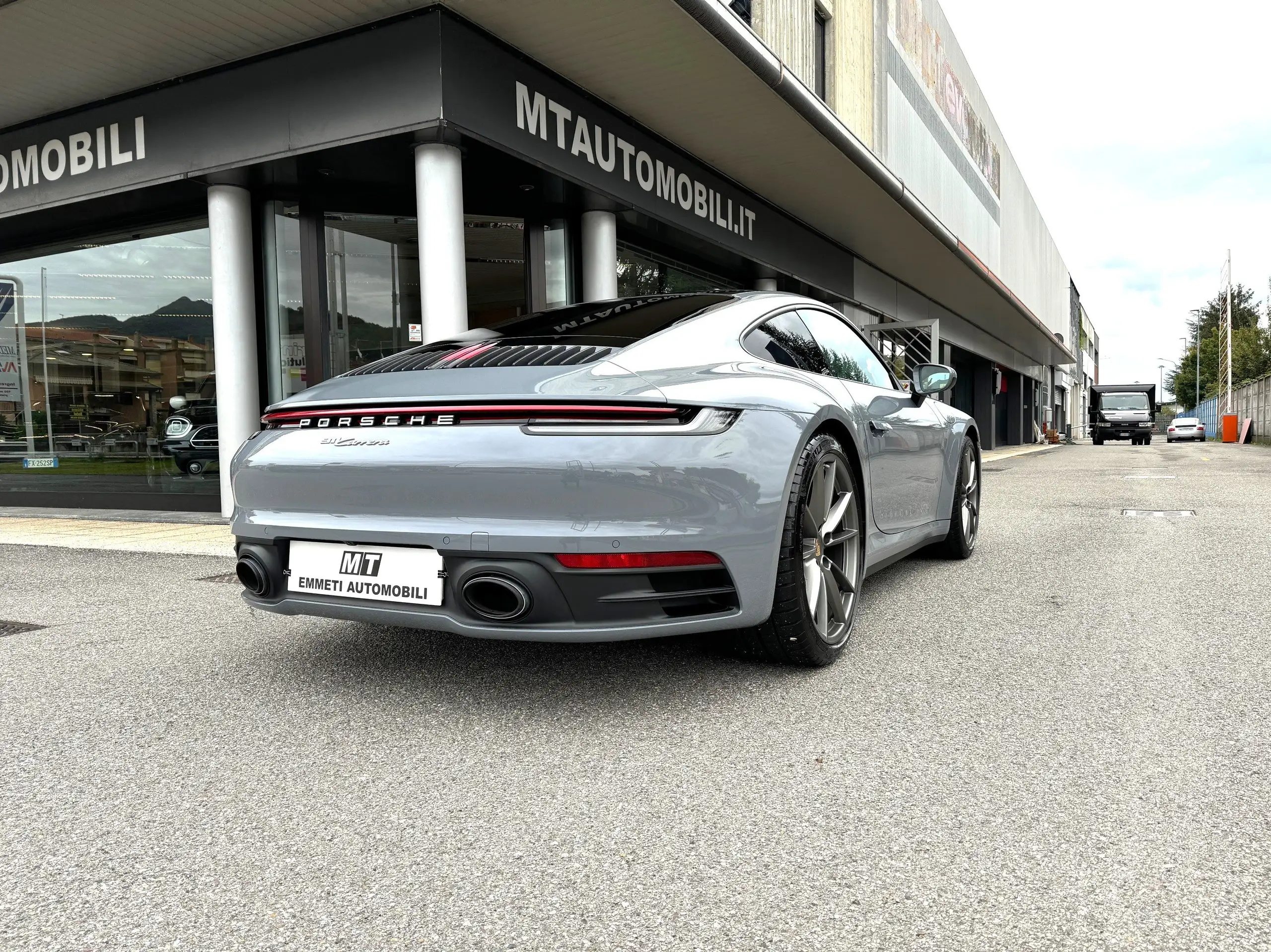 Porsche - 992