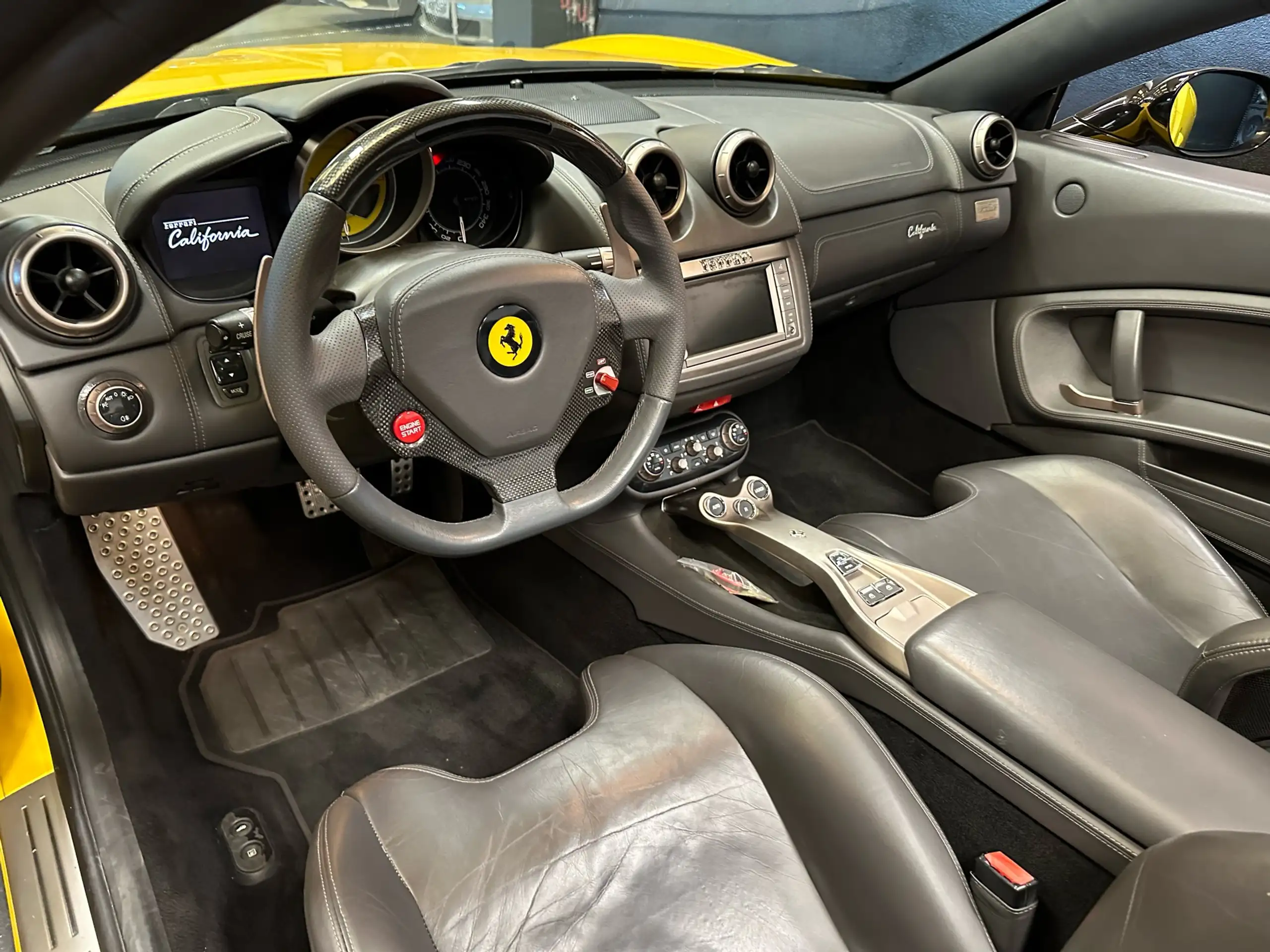 Ferrari - California