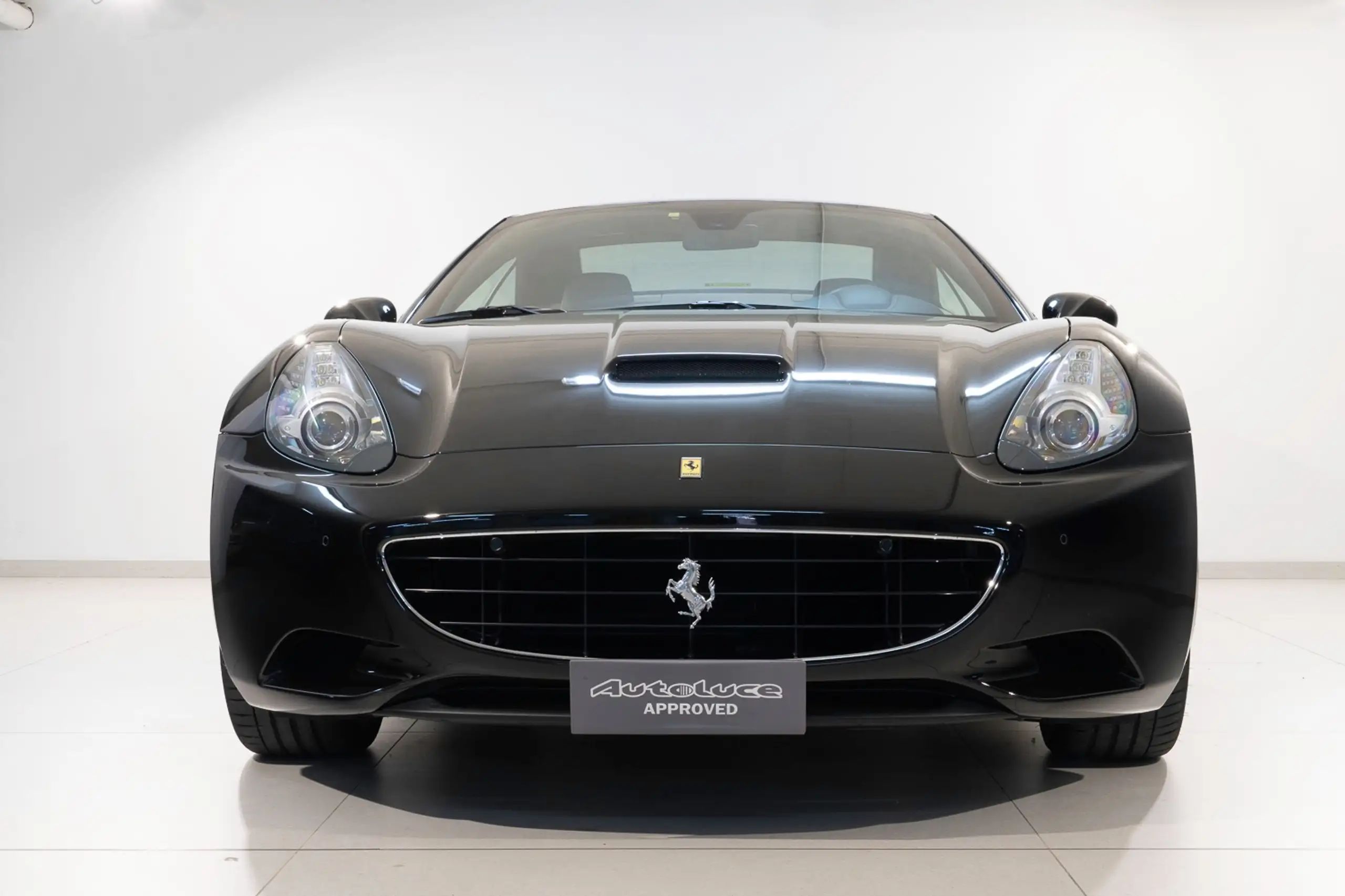 Ferrari - California