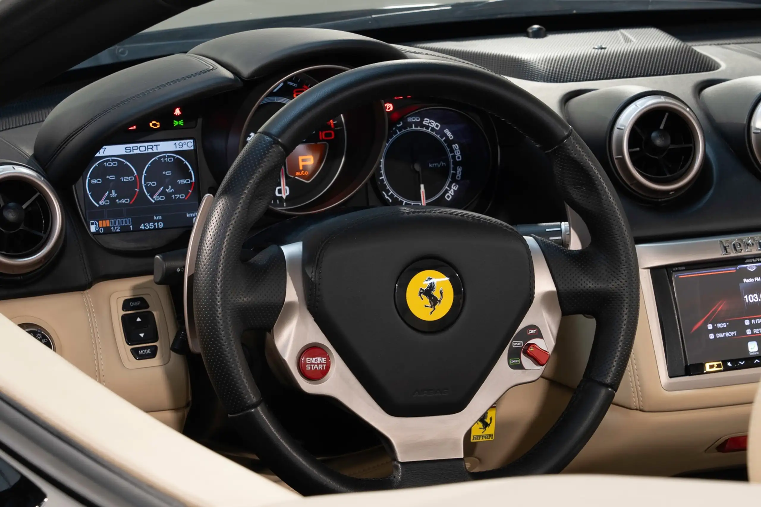 Ferrari - California