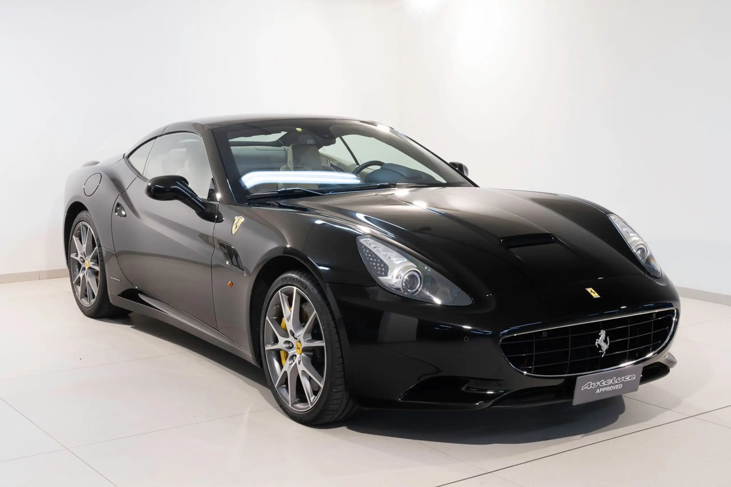 Ferrari - California