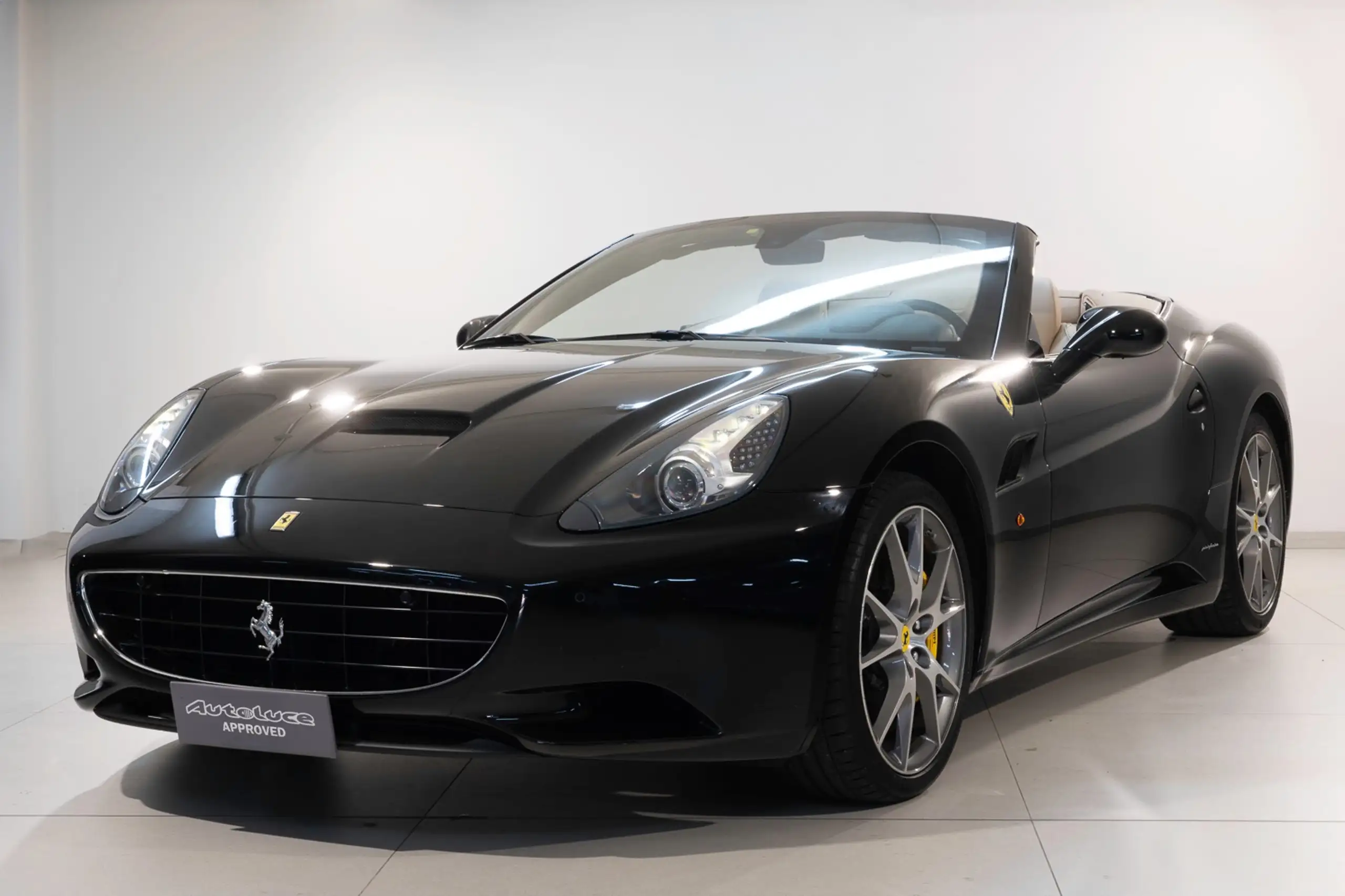 Ferrari - California