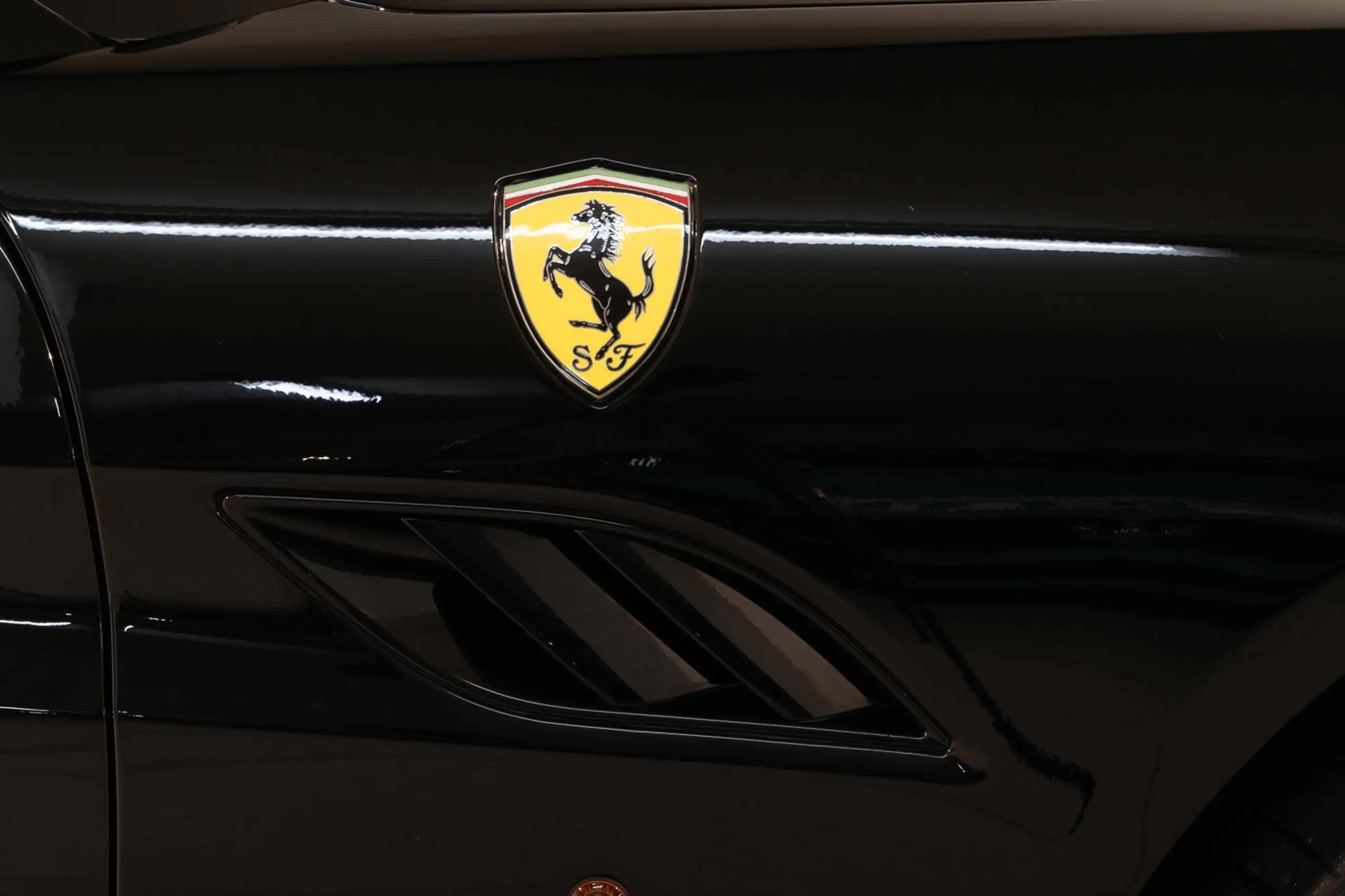 Ferrari - California