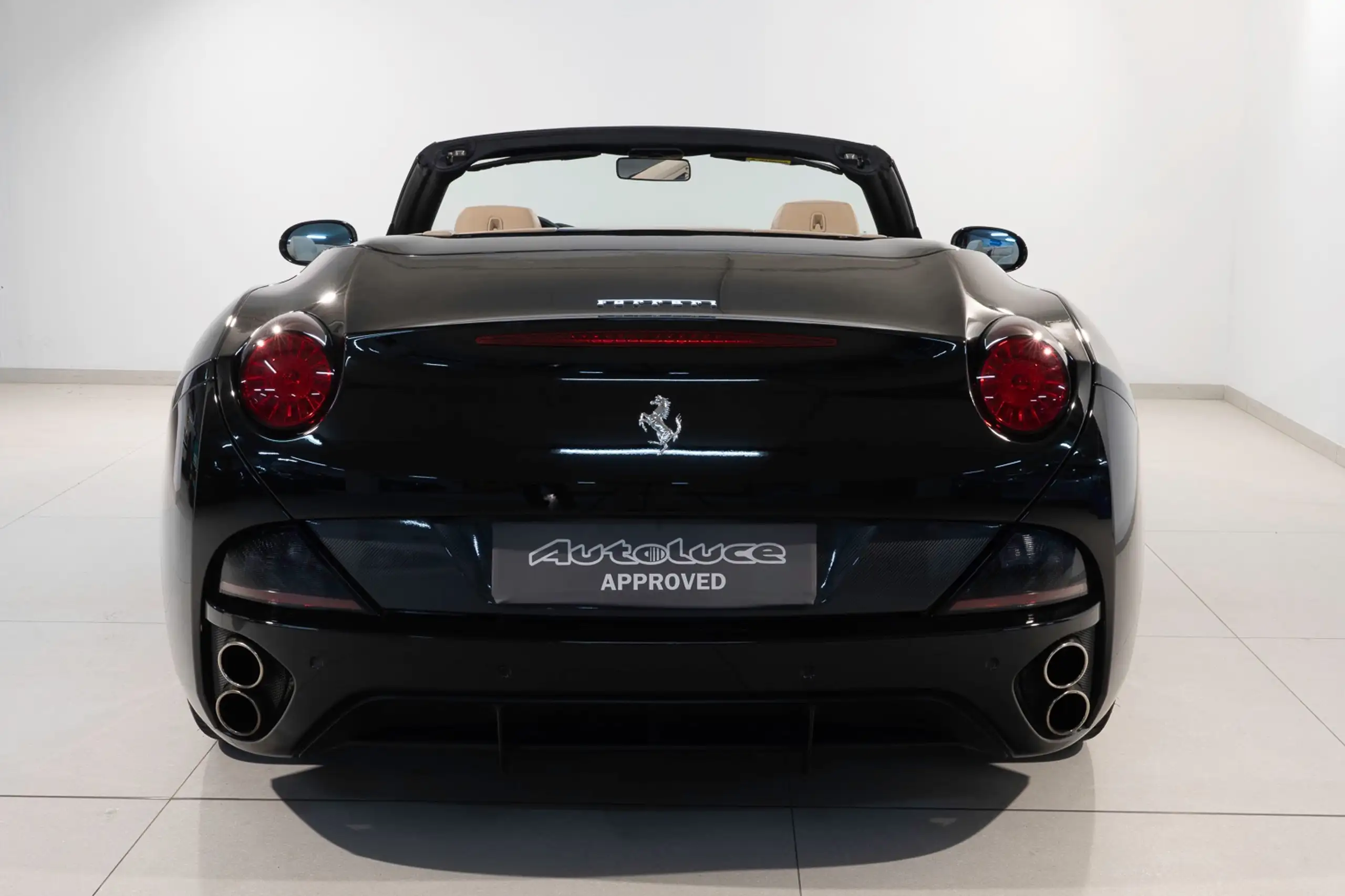 Ferrari - California