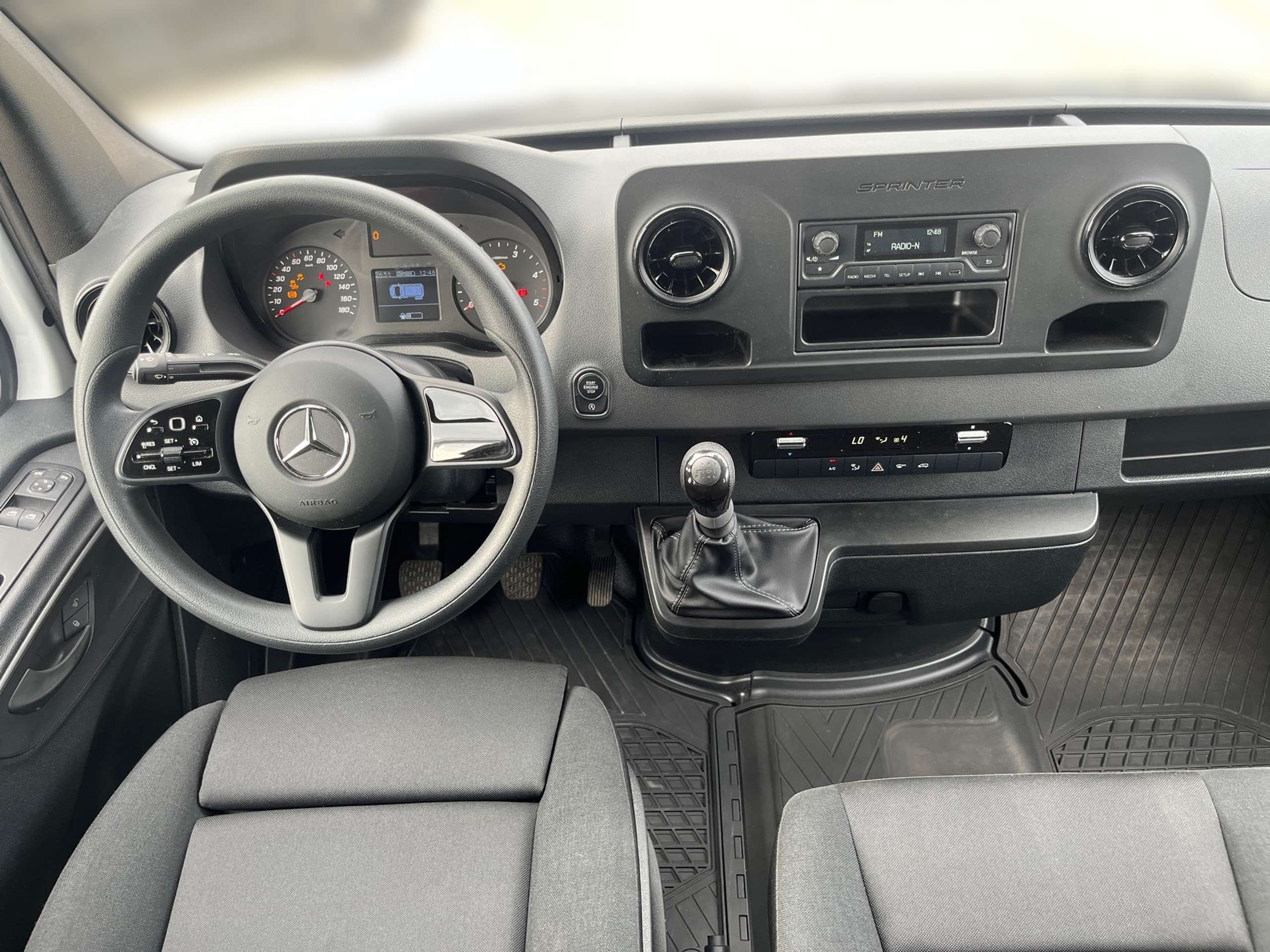 Mercedes-Benz - Sprinter