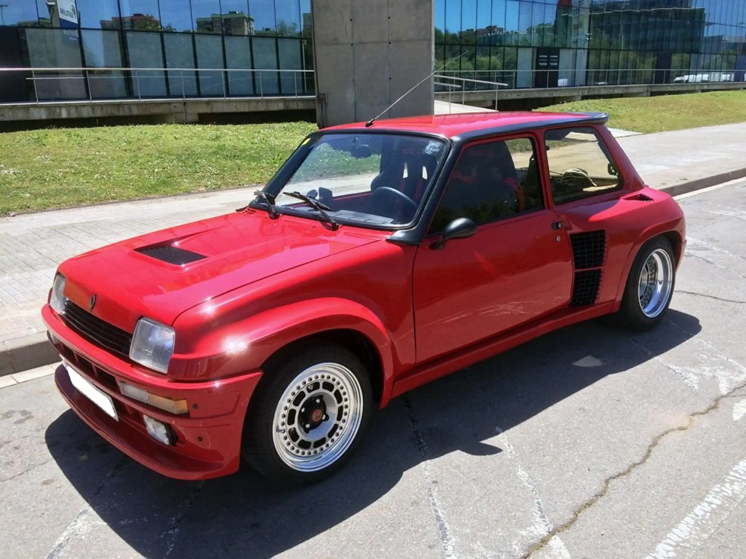 Renault - R 5