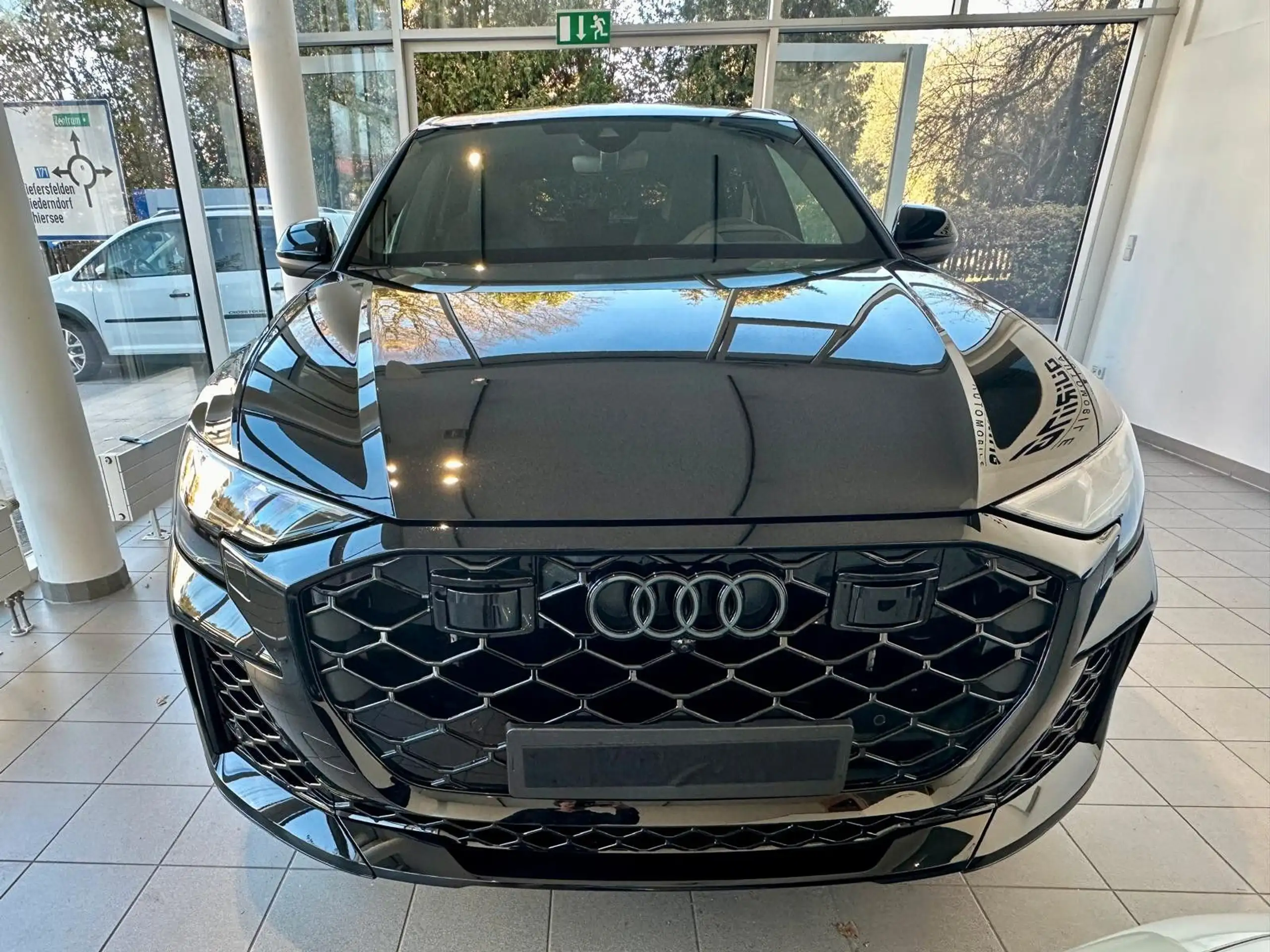 Audi - RS Q8