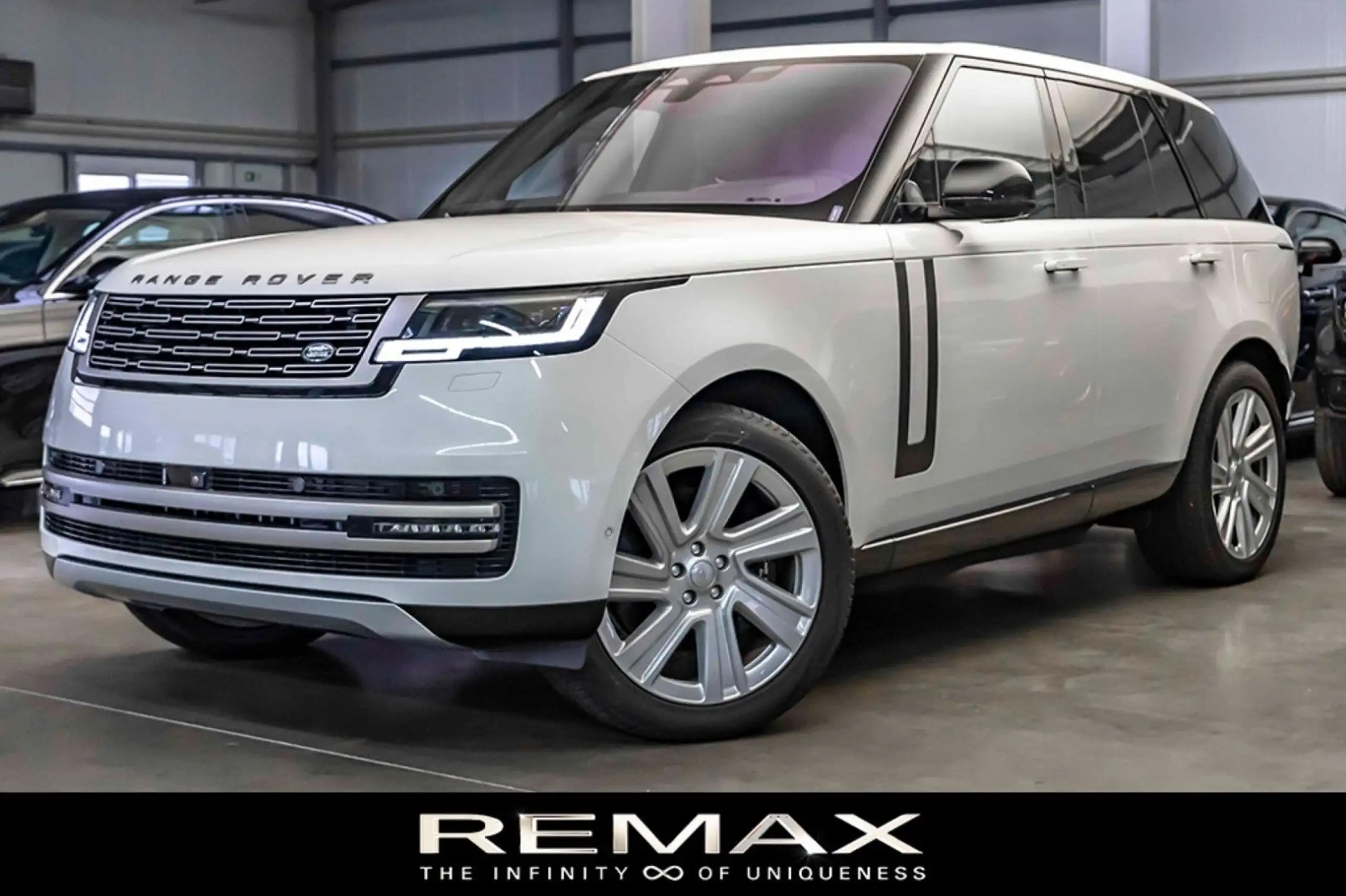 Land Rover - Range Rover