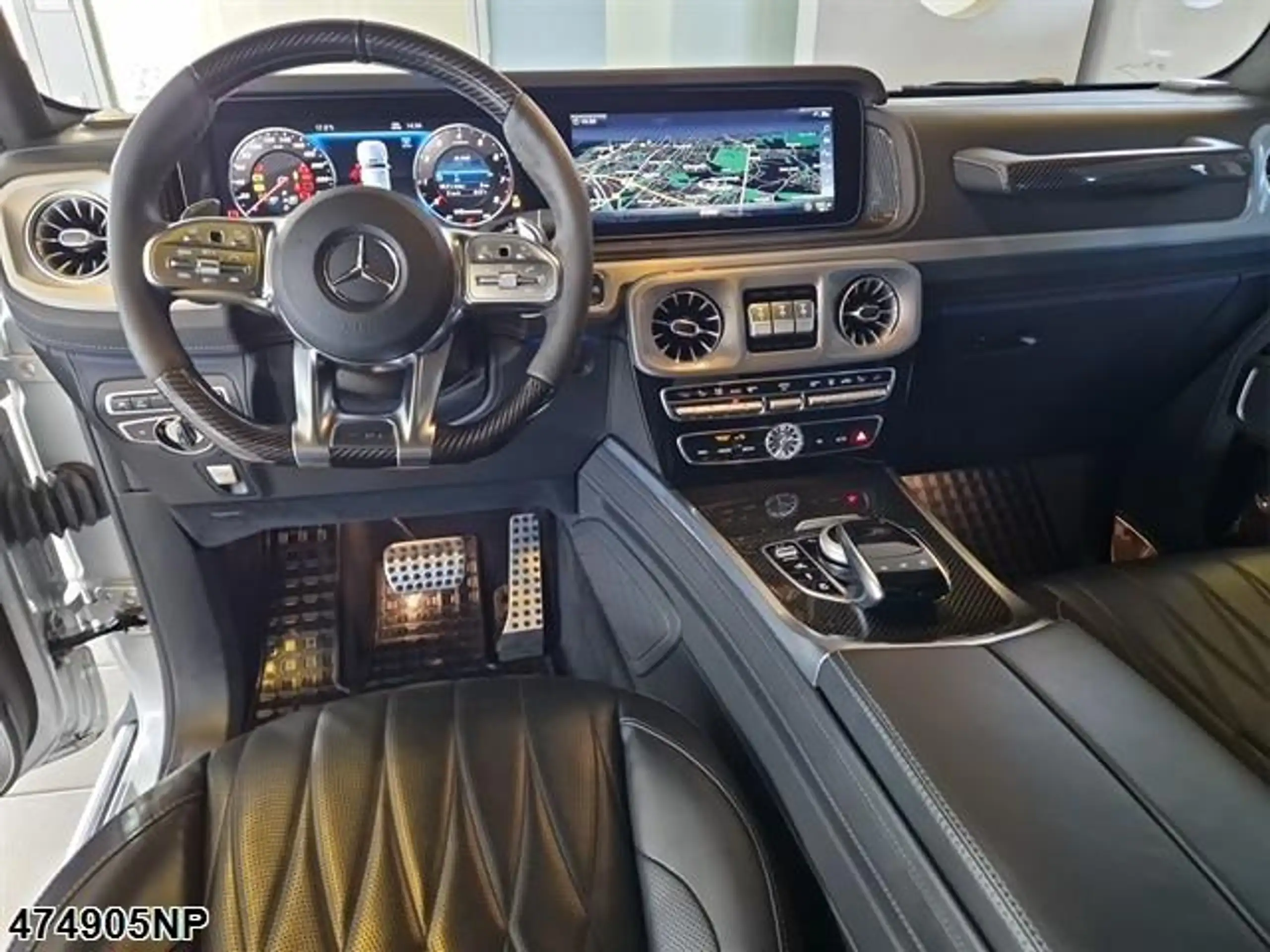 Mercedes-Benz - G 63 AMG