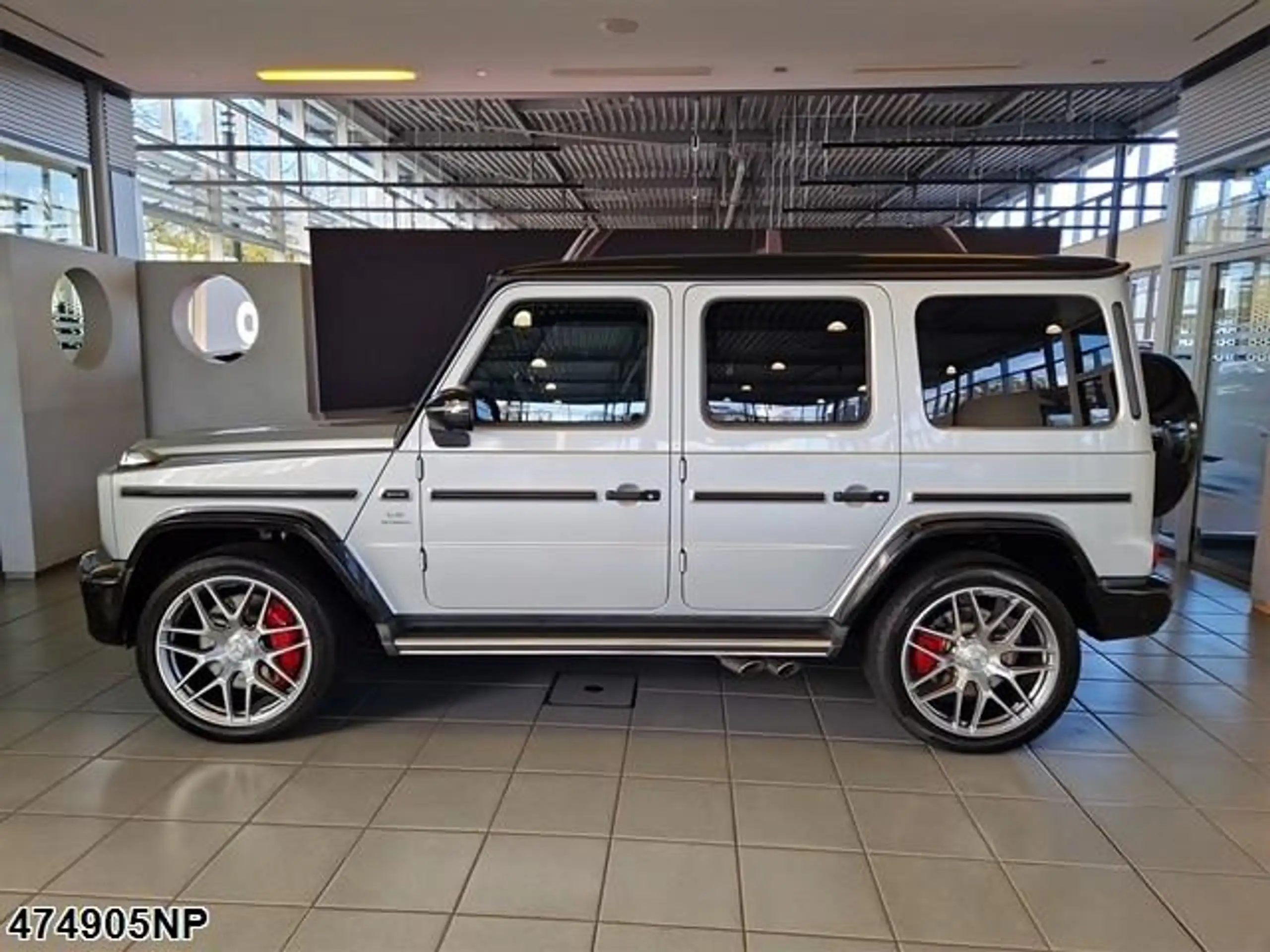 Mercedes-Benz - G 63 AMG