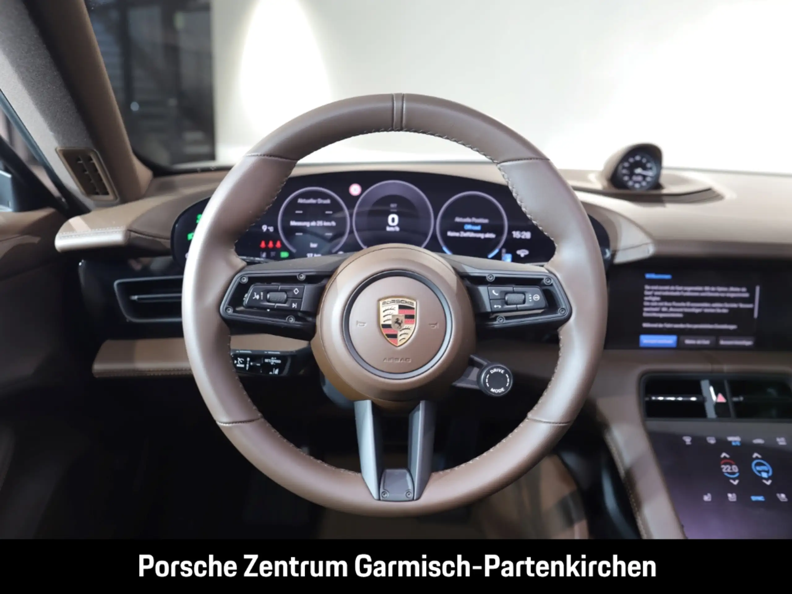 Porsche - Taycan