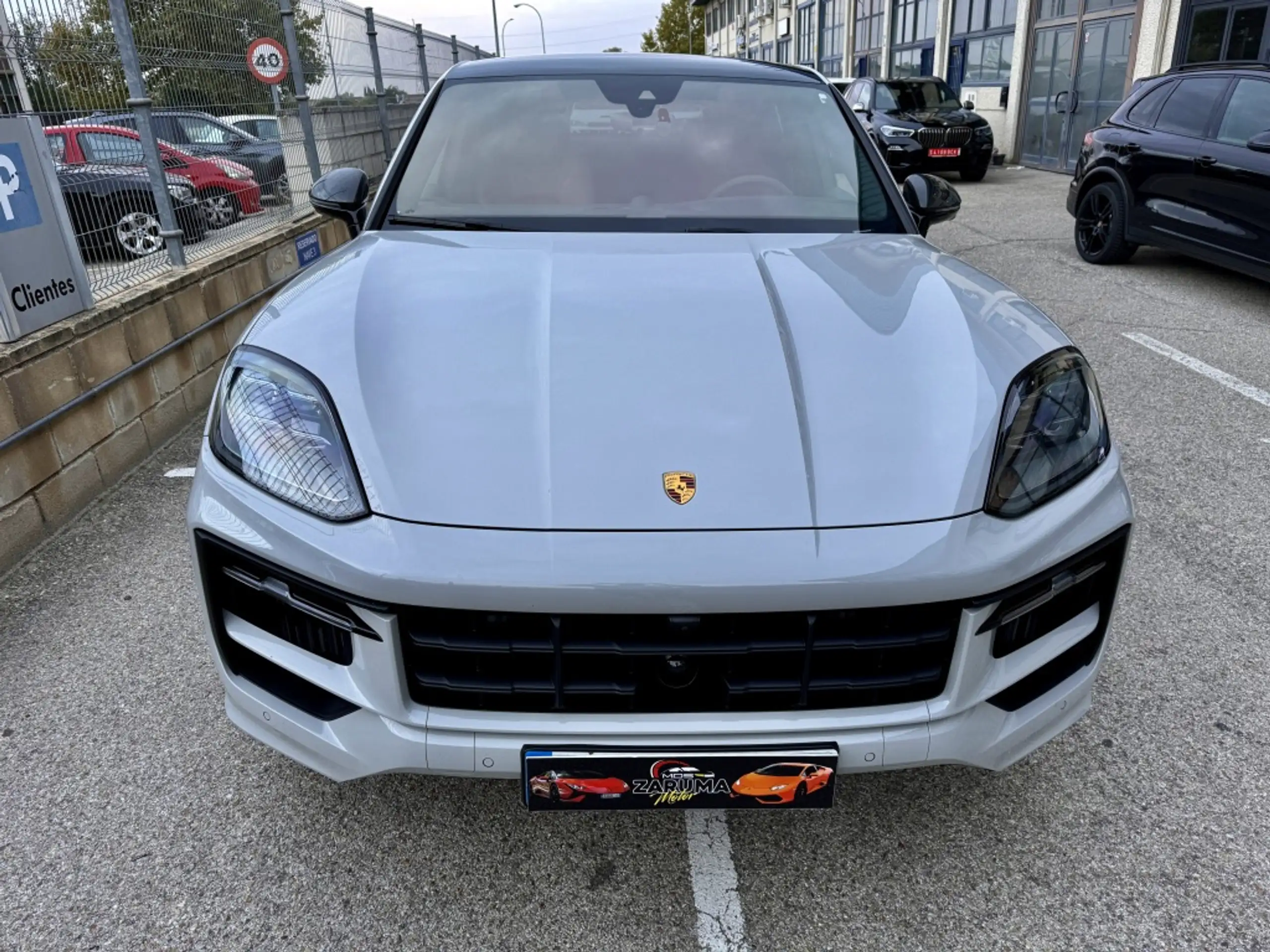 Porsche - Cayenne