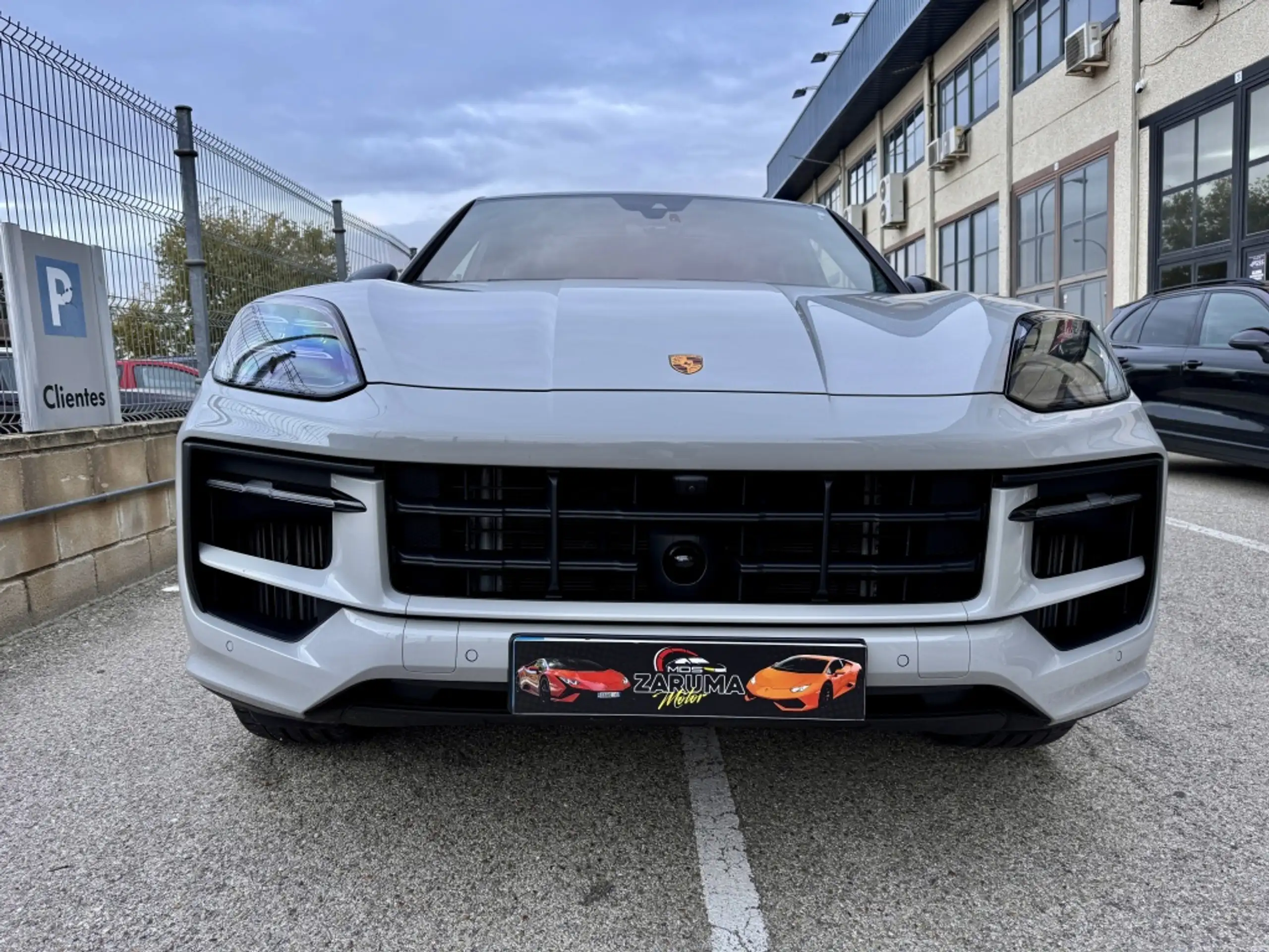 Porsche - Cayenne