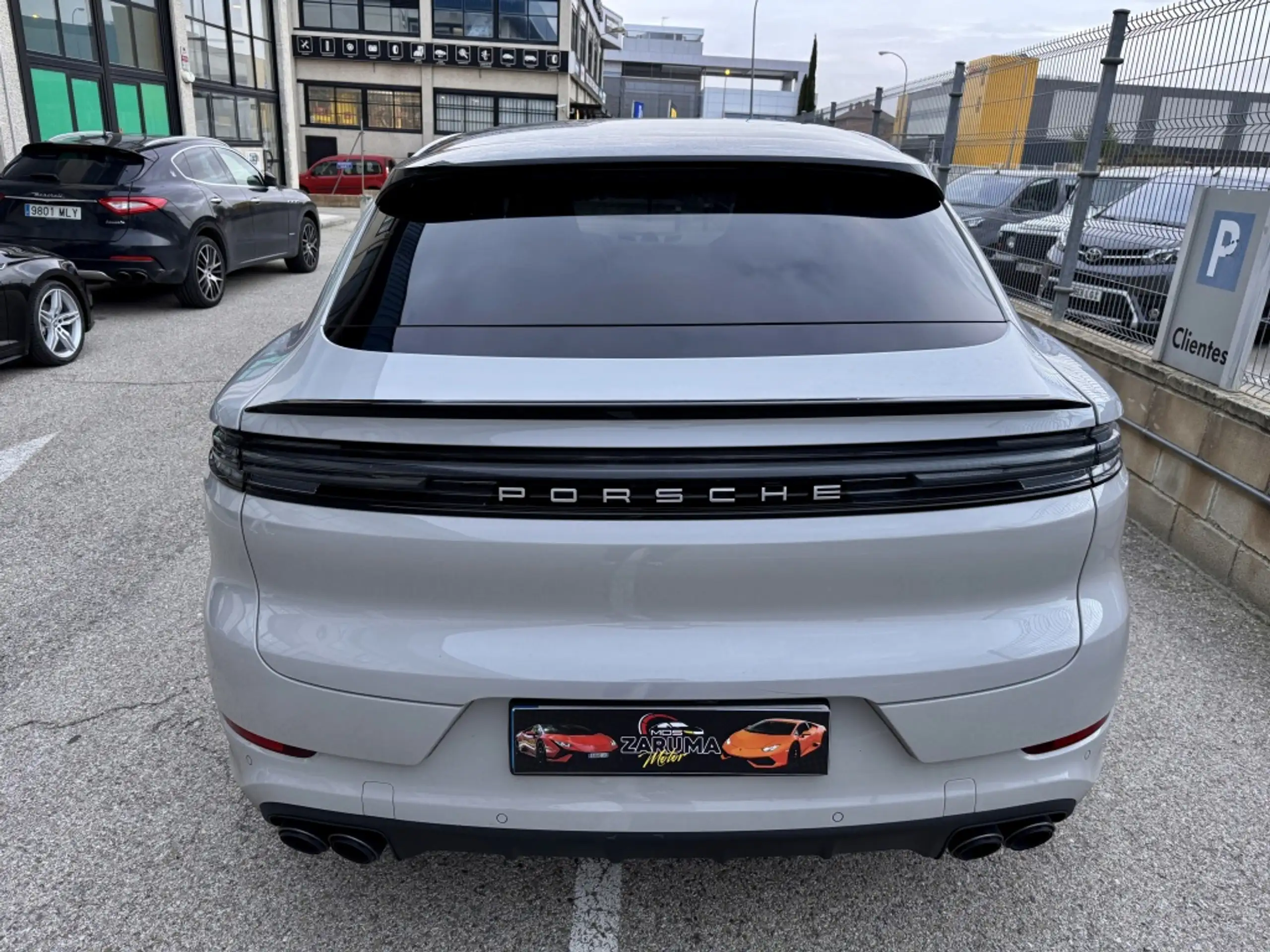 Porsche - Cayenne