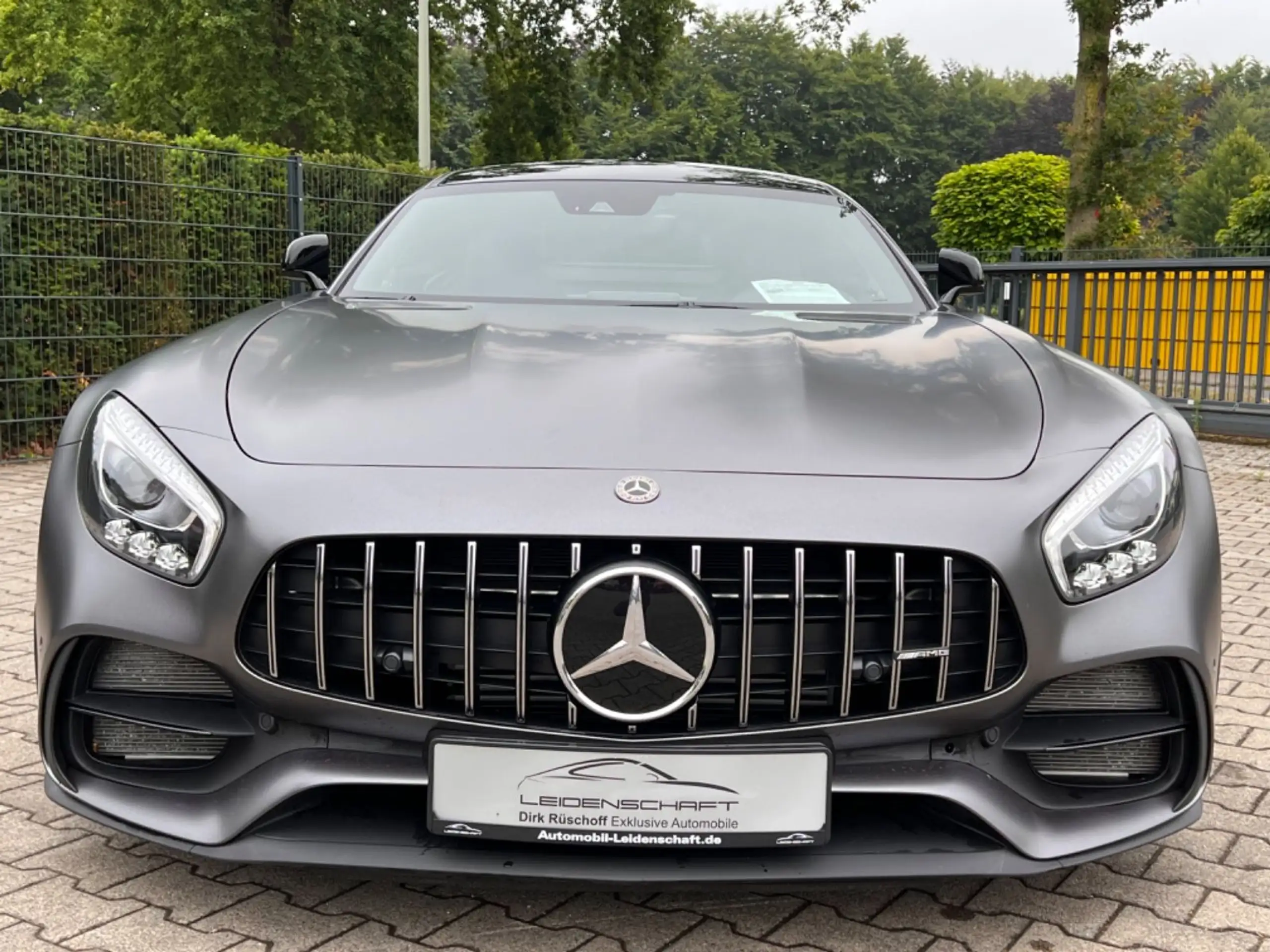 Mercedes-Benz - AMG GT