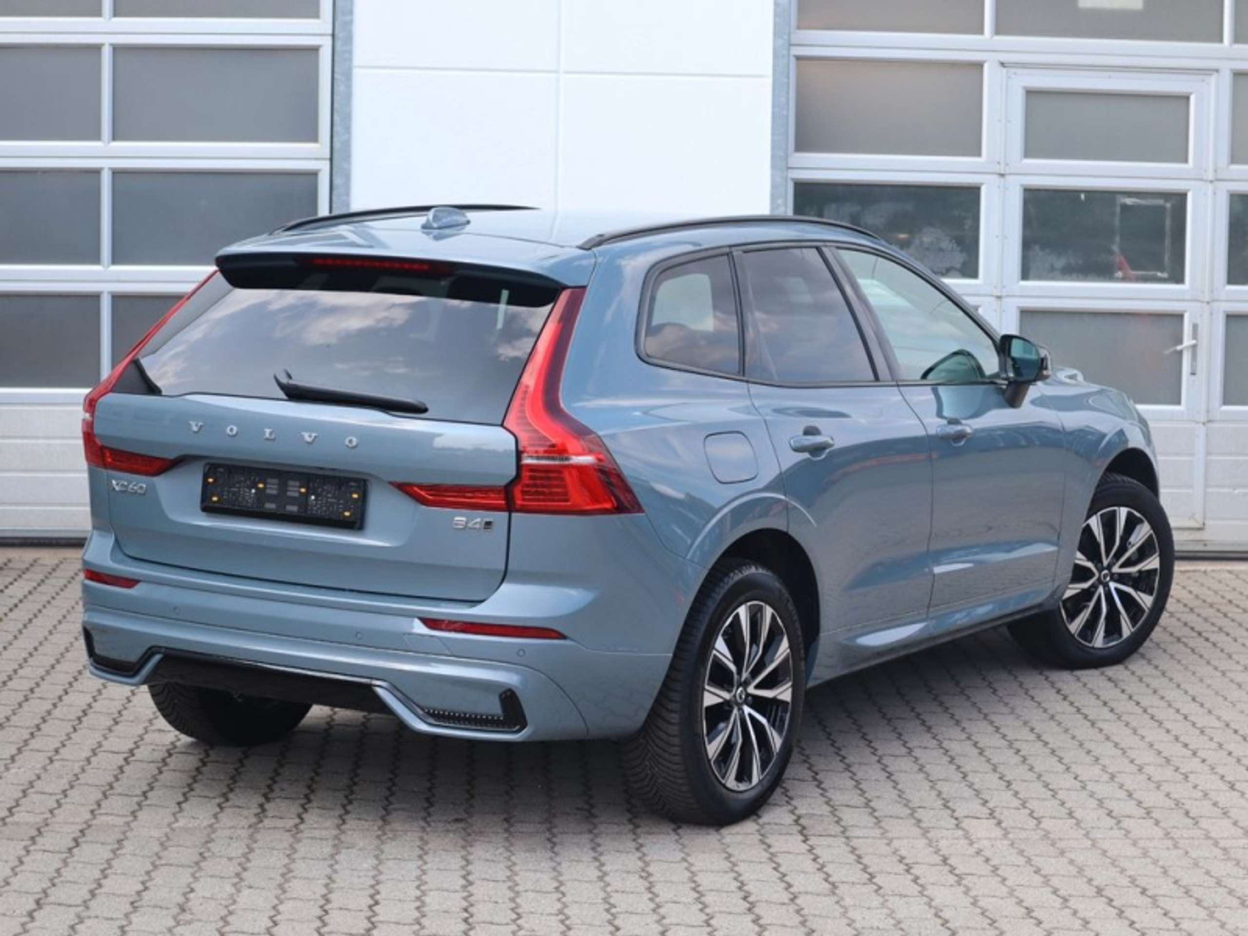 Volvo - XC60